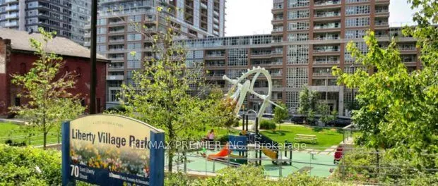 55 East Liberty Street, #521