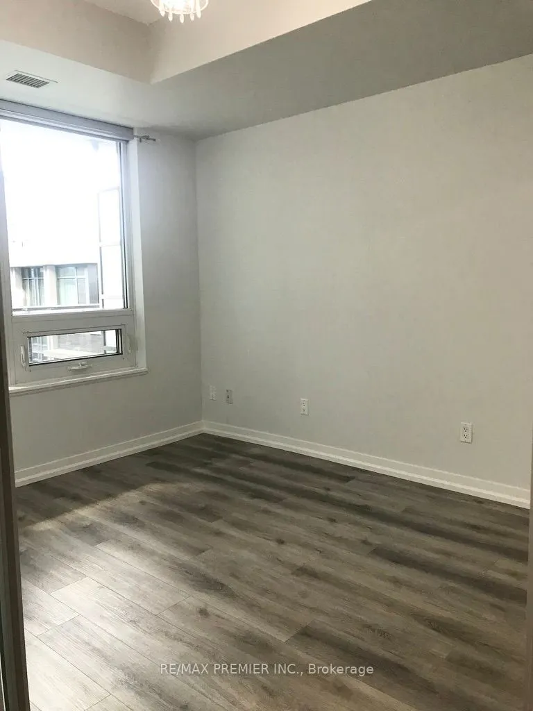 55 East Liberty Street, #521