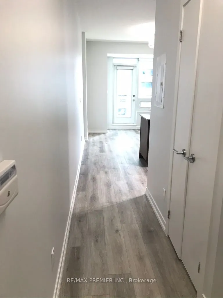55 East Liberty Street, #521