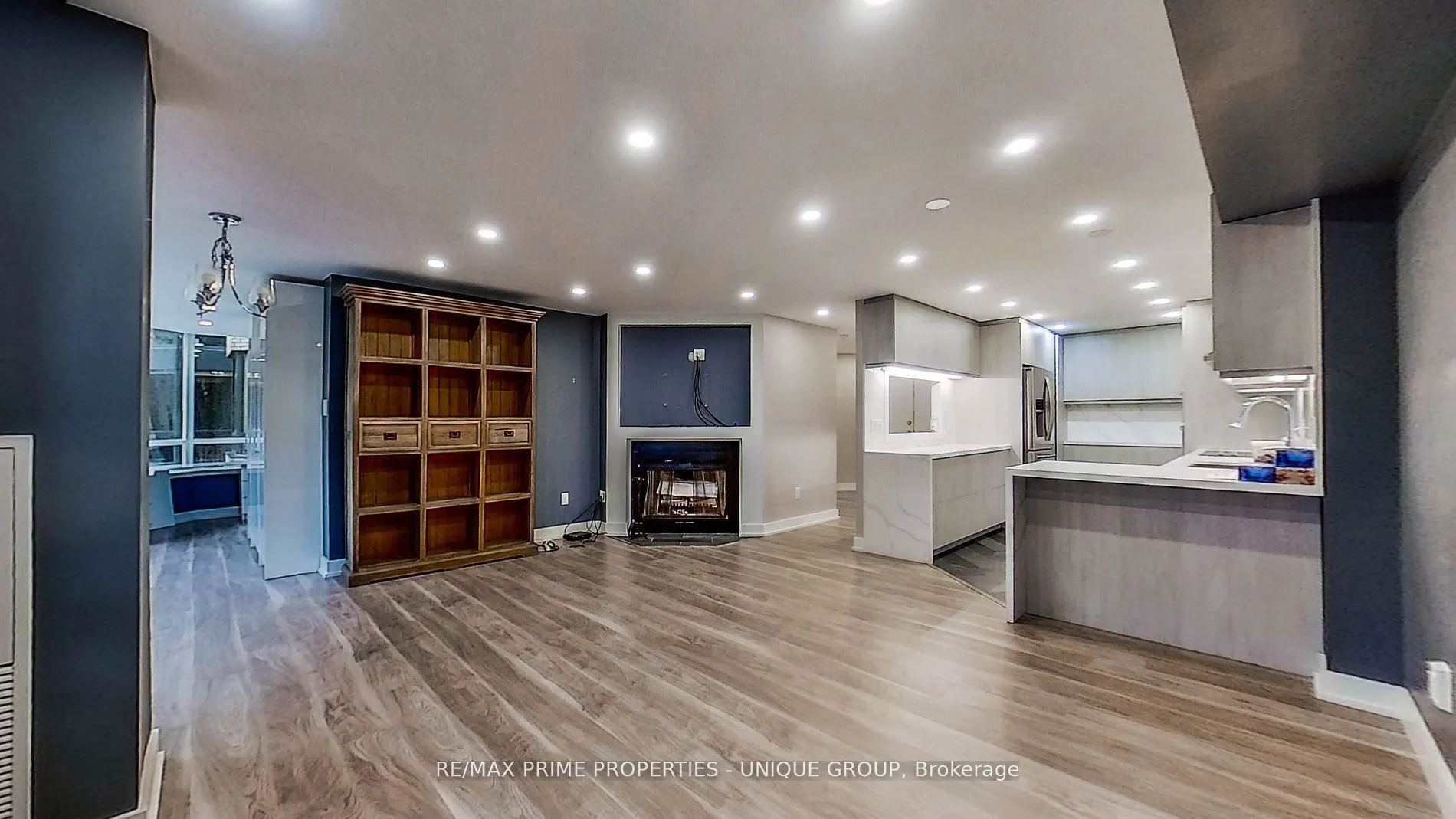 211 St Patrick Street, #1106