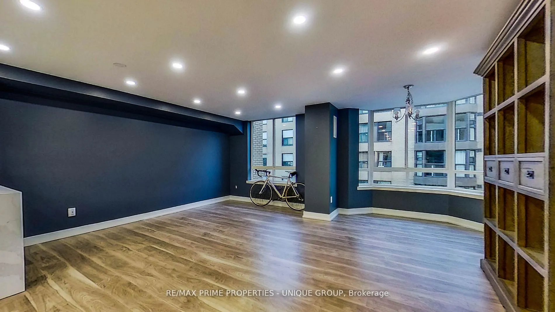 211 St Patrick Street, #1106