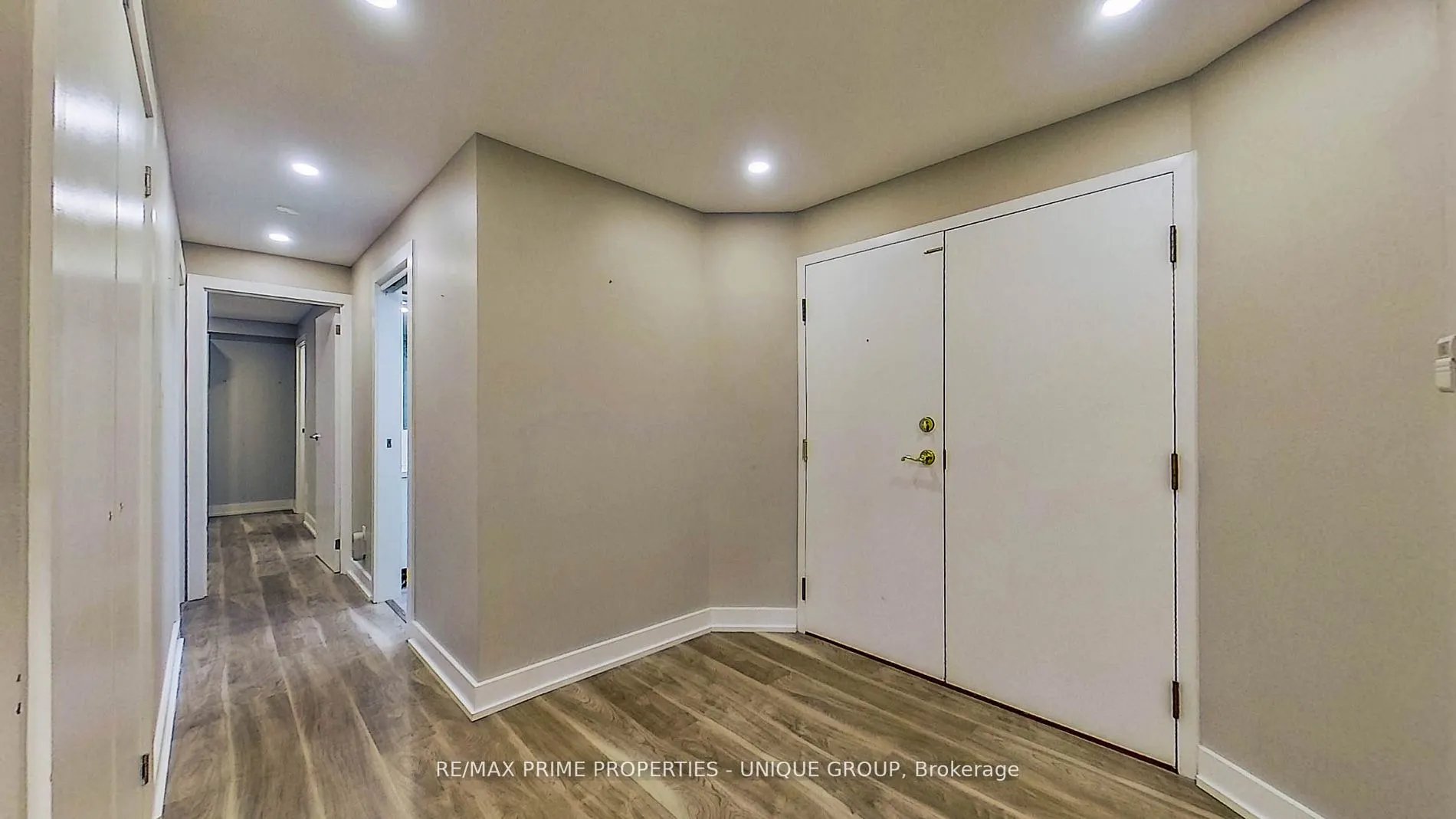 211 St Patrick Street, #1106