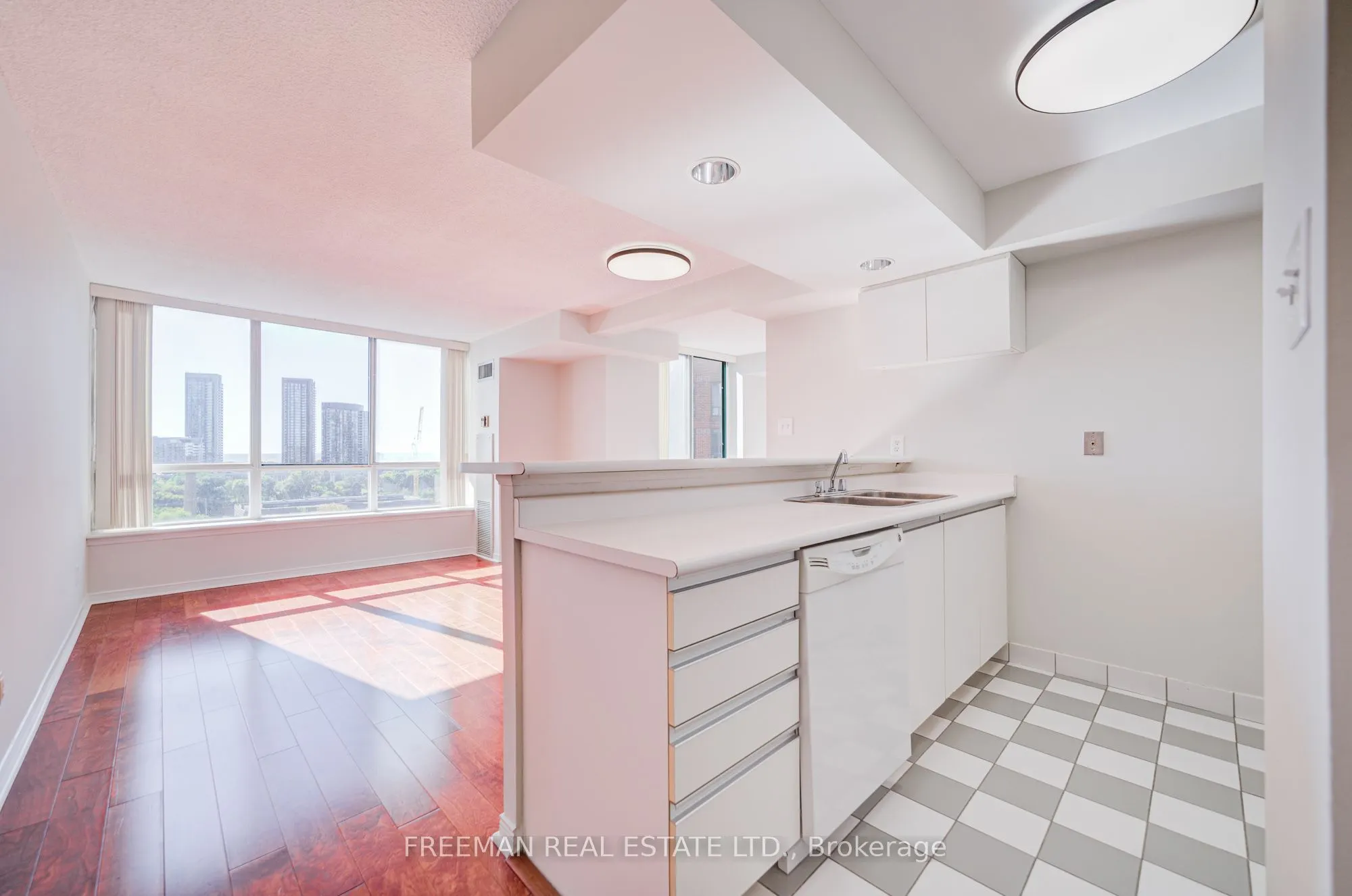 801 King Street W, #1124
