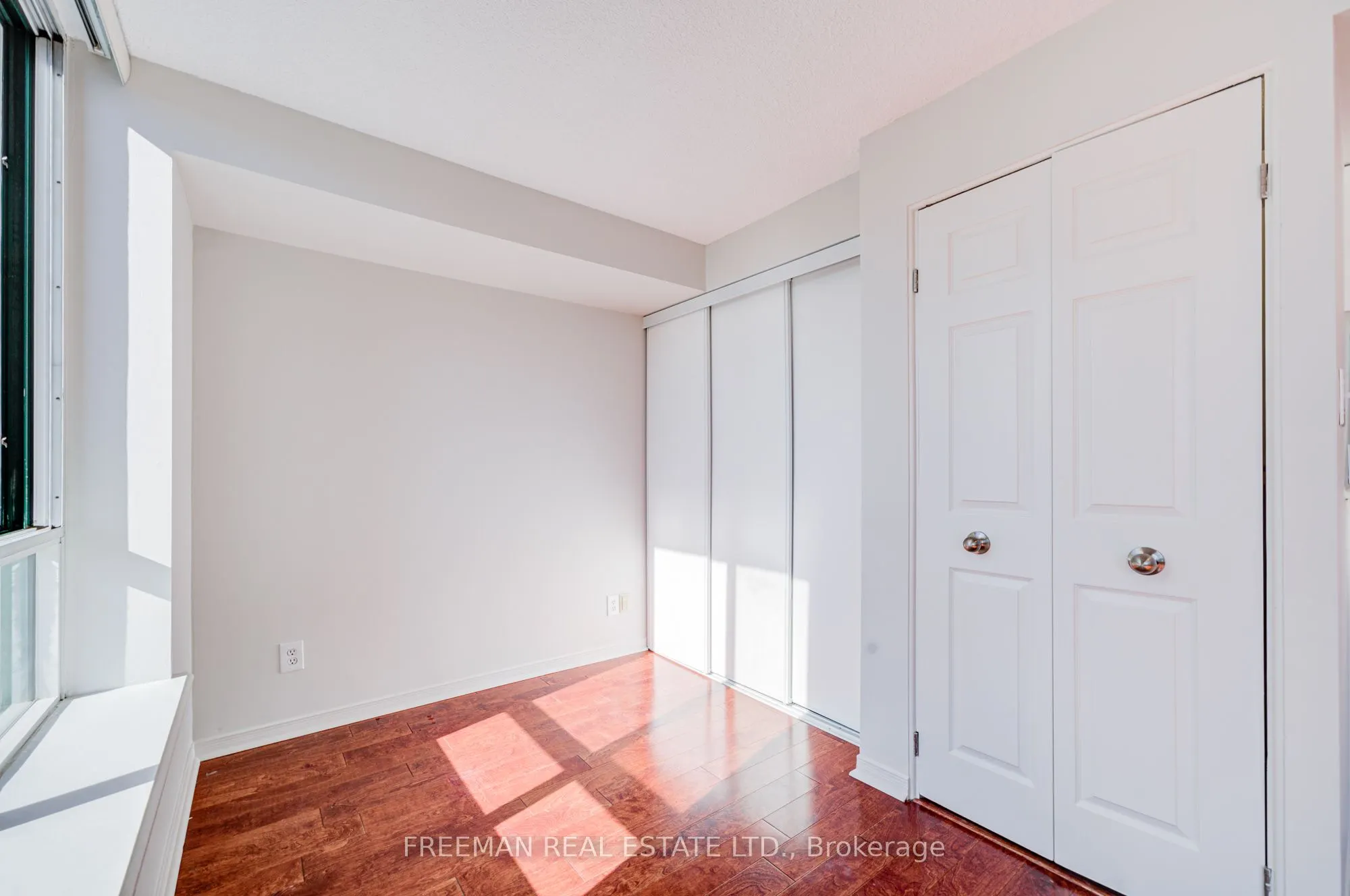 801 King Street W, #1124