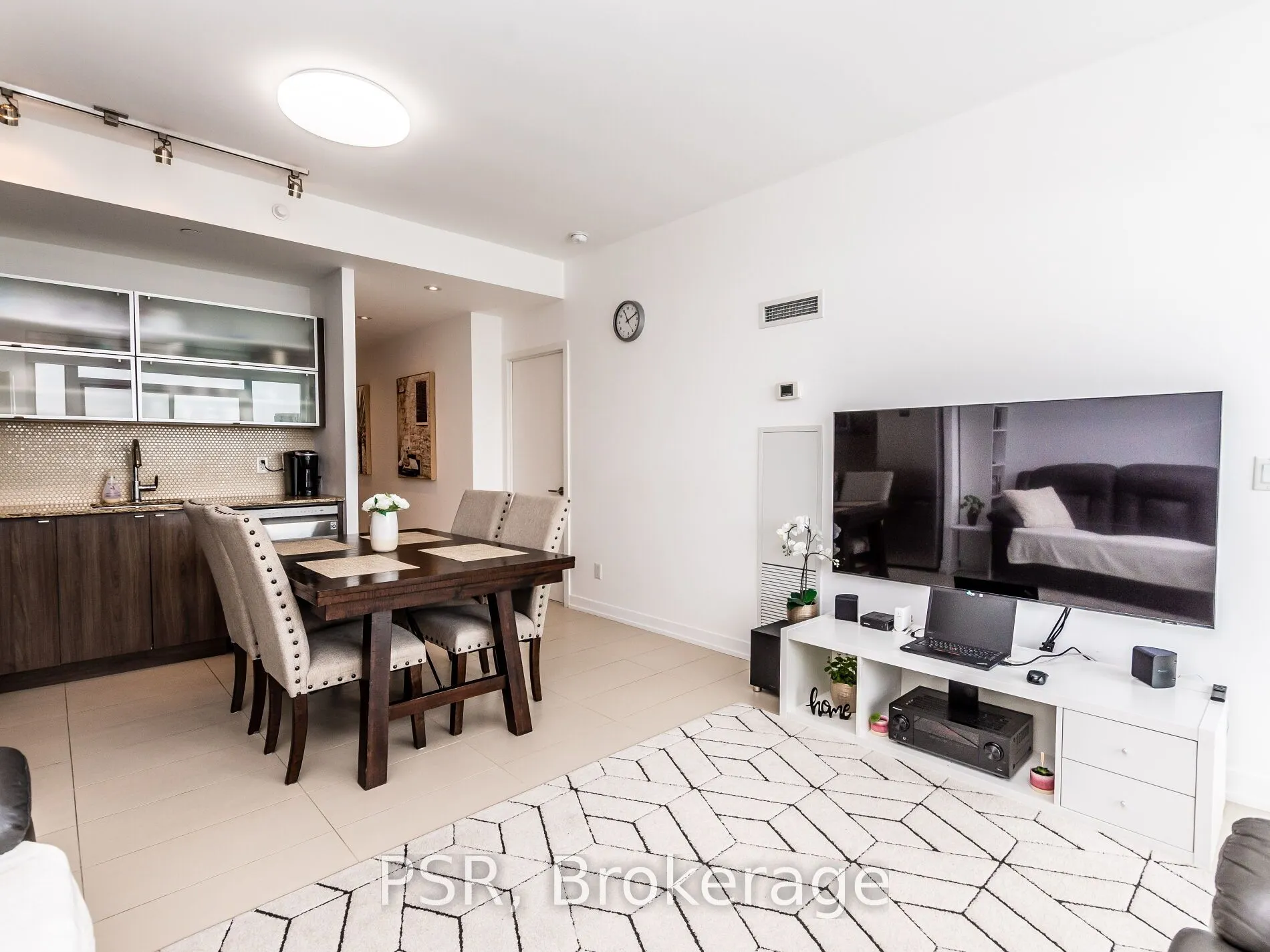 170 Fort York Boulevard N, #2811