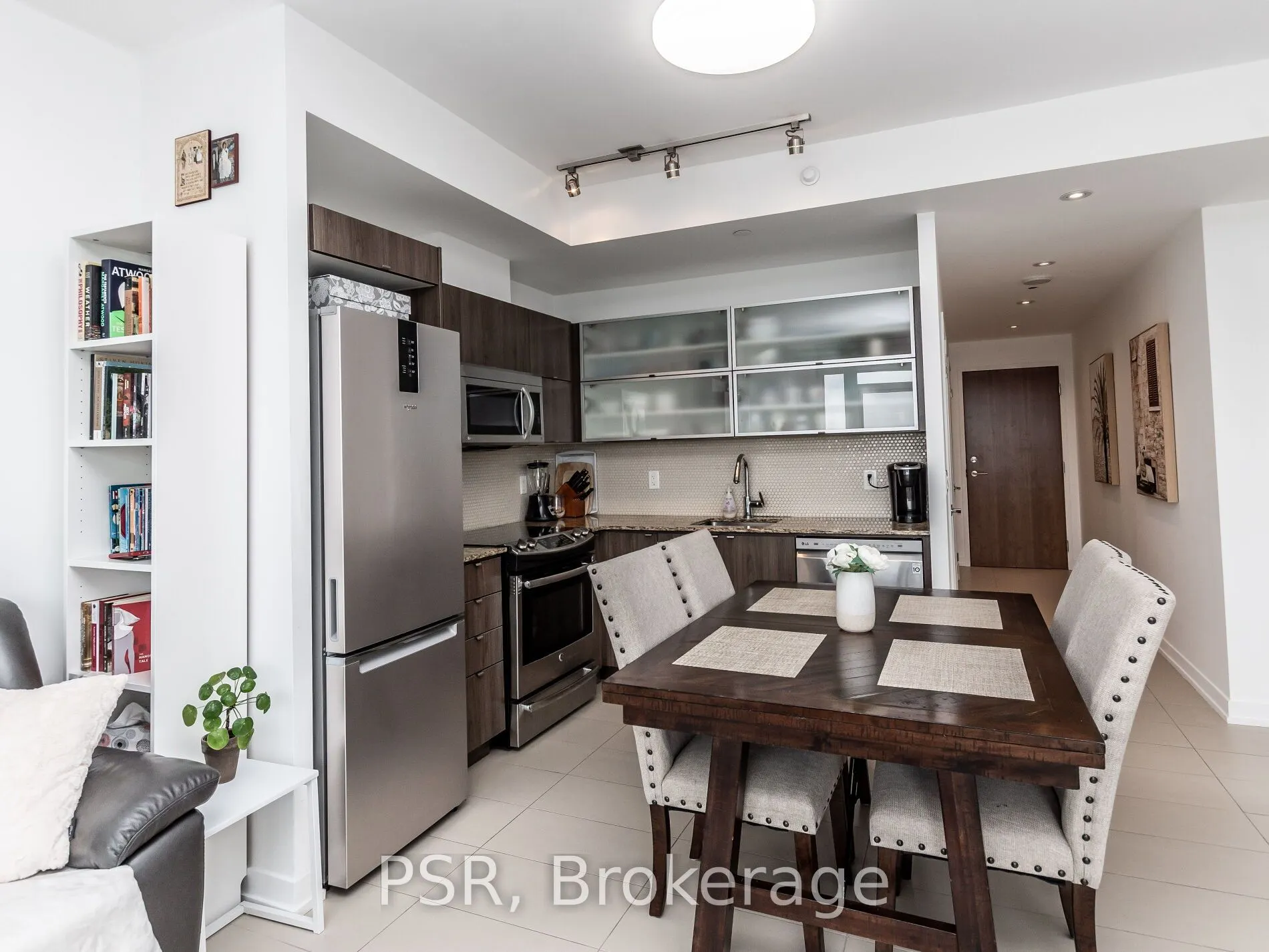 170 Fort York Boulevard N, #2811