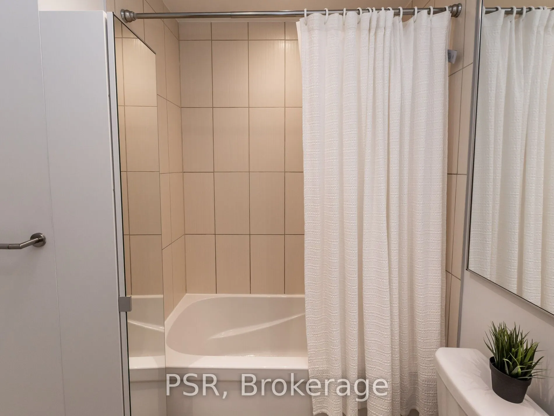 170 Fort York Boulevard N, #2811