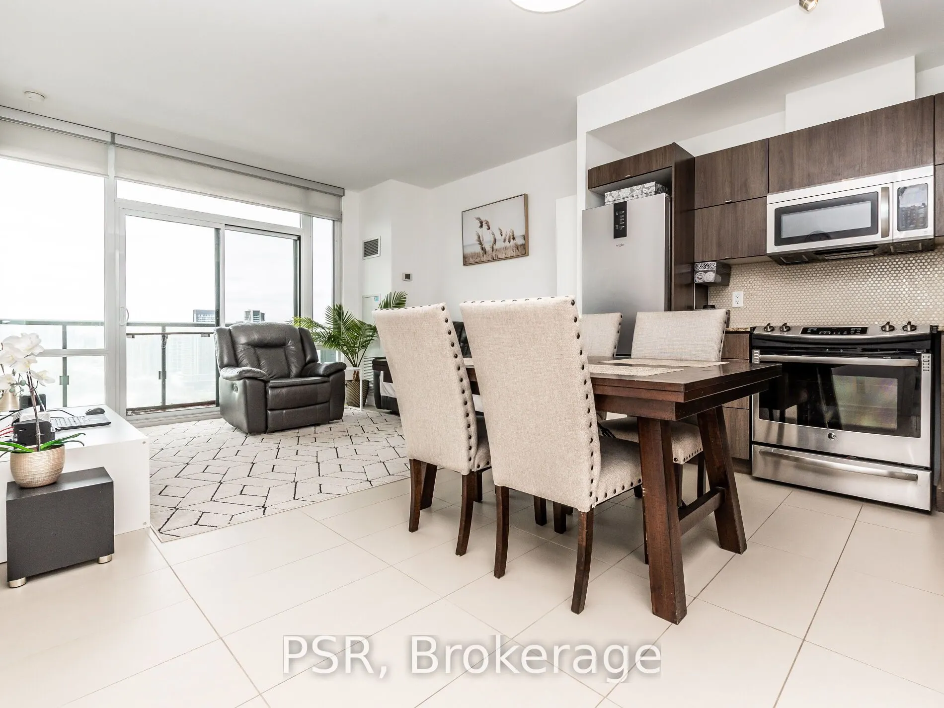 170 Fort York Boulevard N, #2811