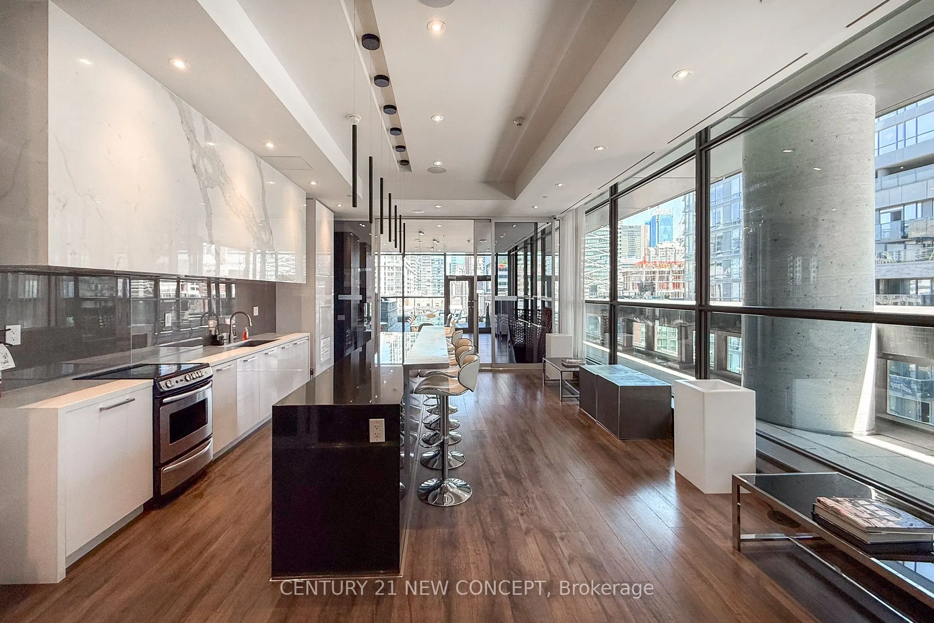 290 Adelaide Street W, #2612
