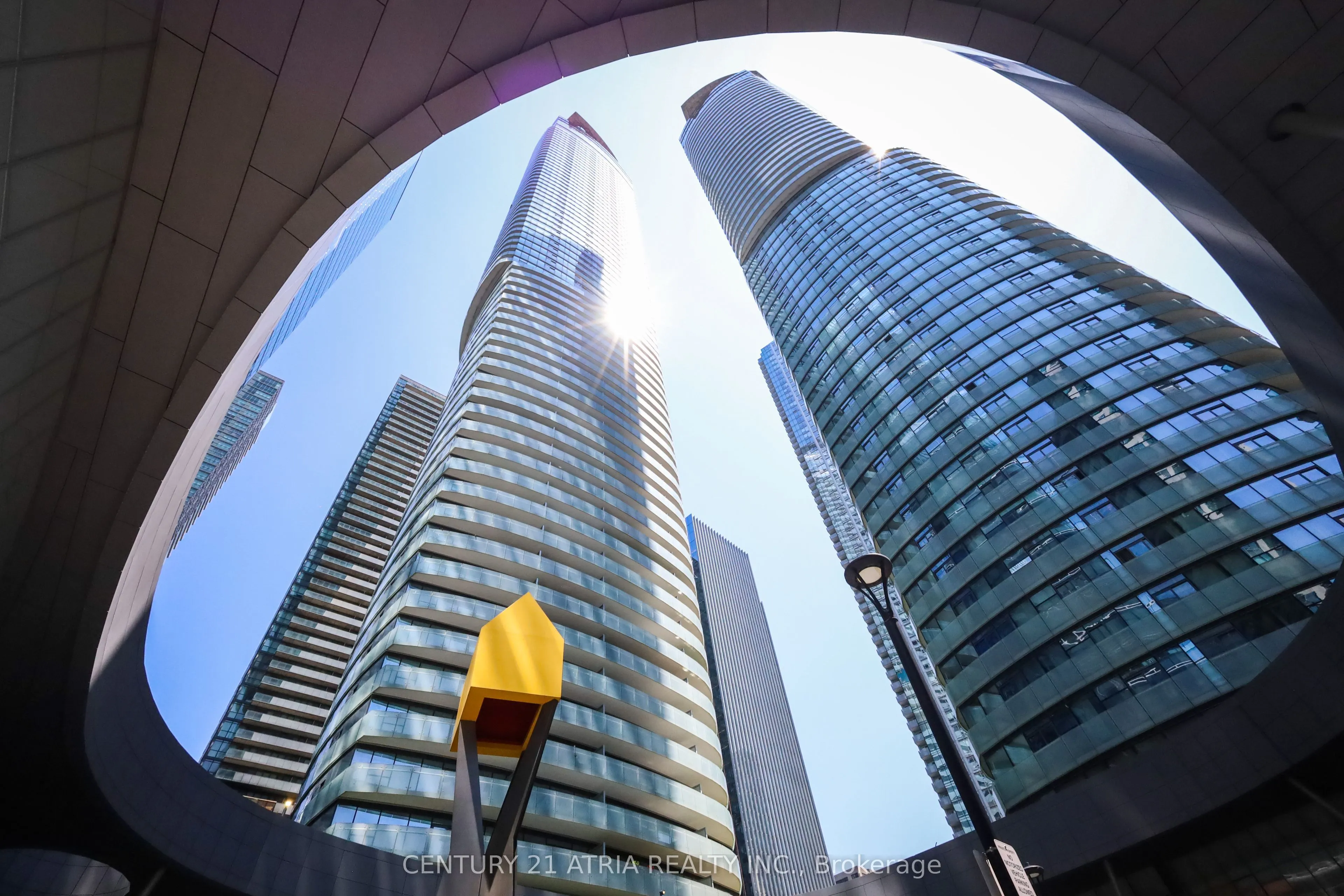 14 York Street, #1002
