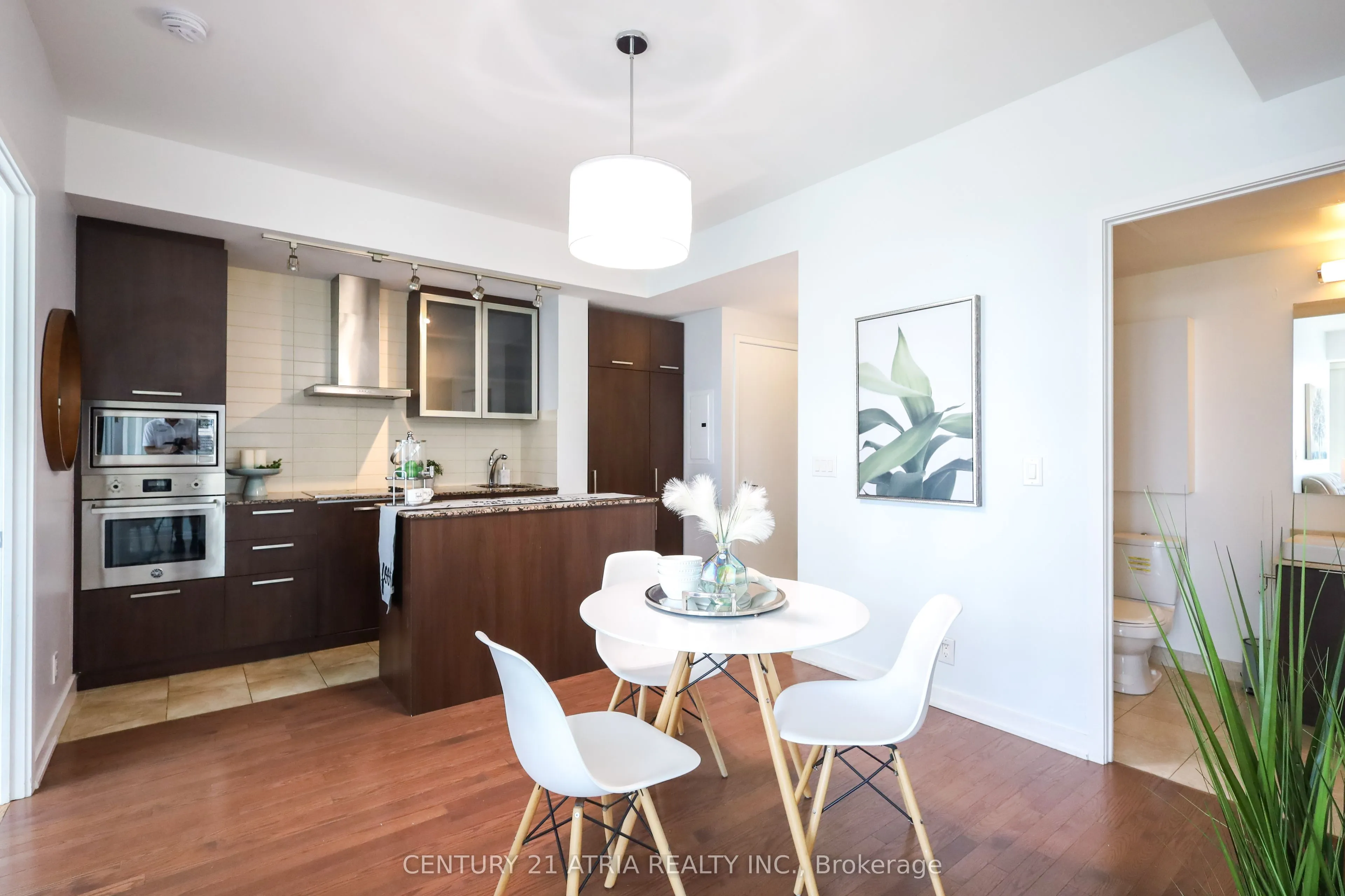 14 York Street, #1002