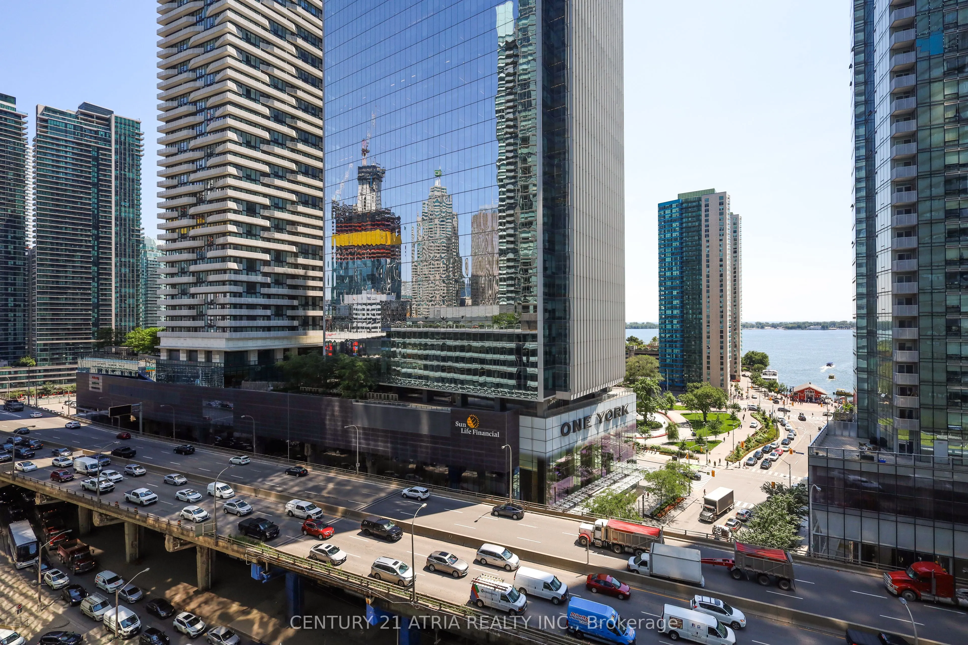 14 York Street, #1002