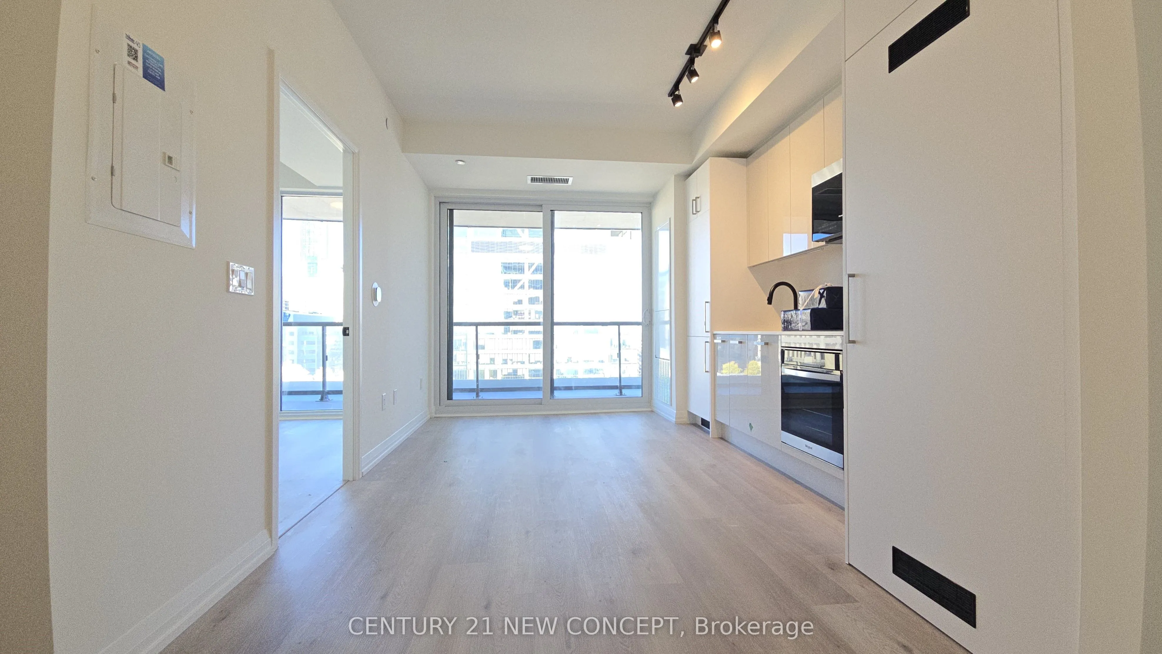 280 Dundas Street W, #1704