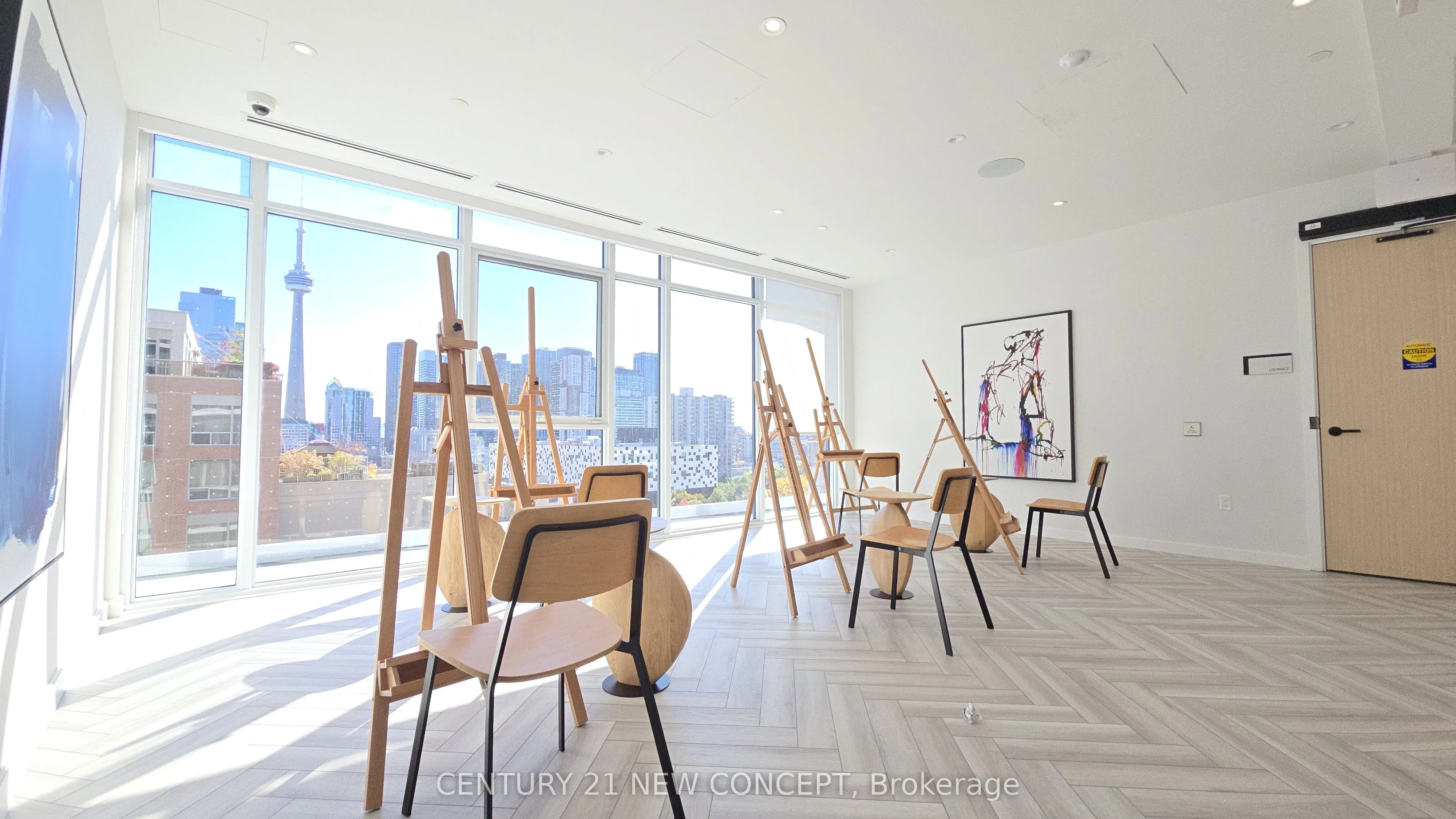 280 Dundas Street W, #1704