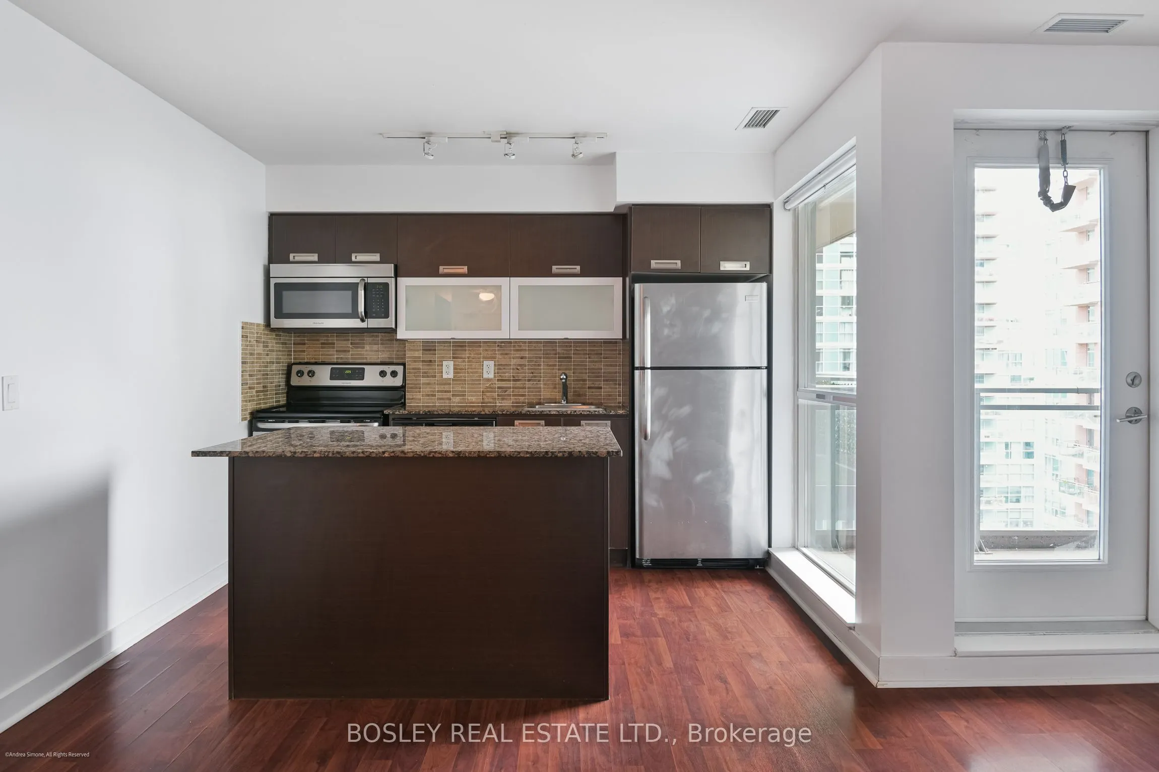 100 Western Battery Road, #1711