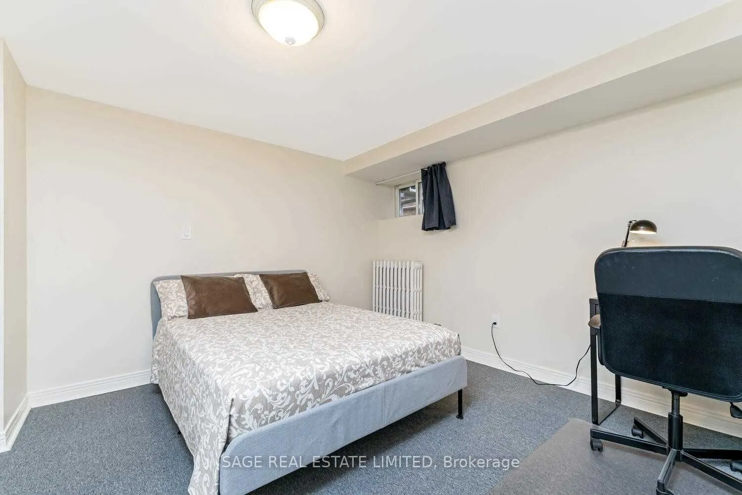 118 Braemar Avenue, #1