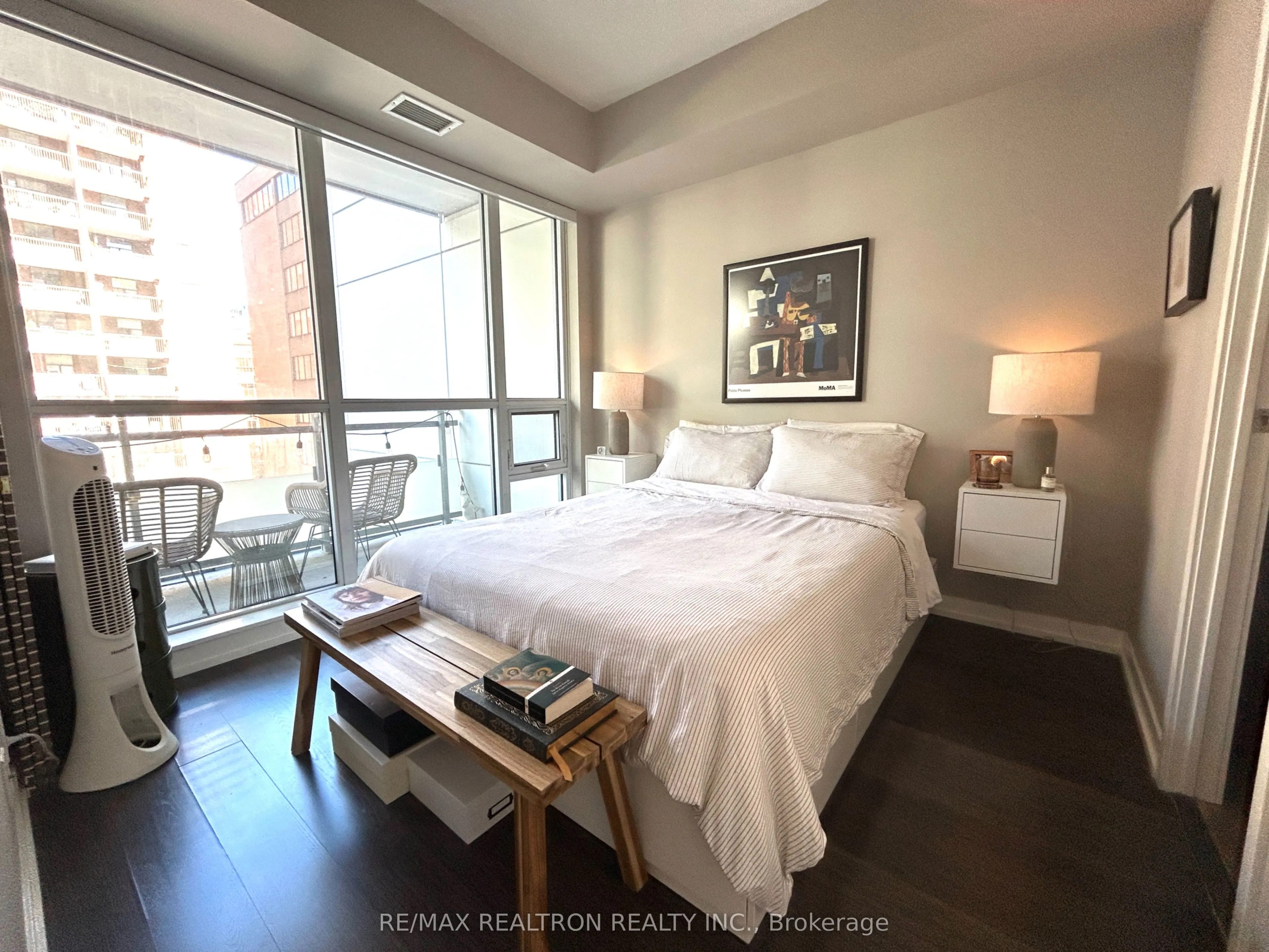 98 Lillian Street, #519