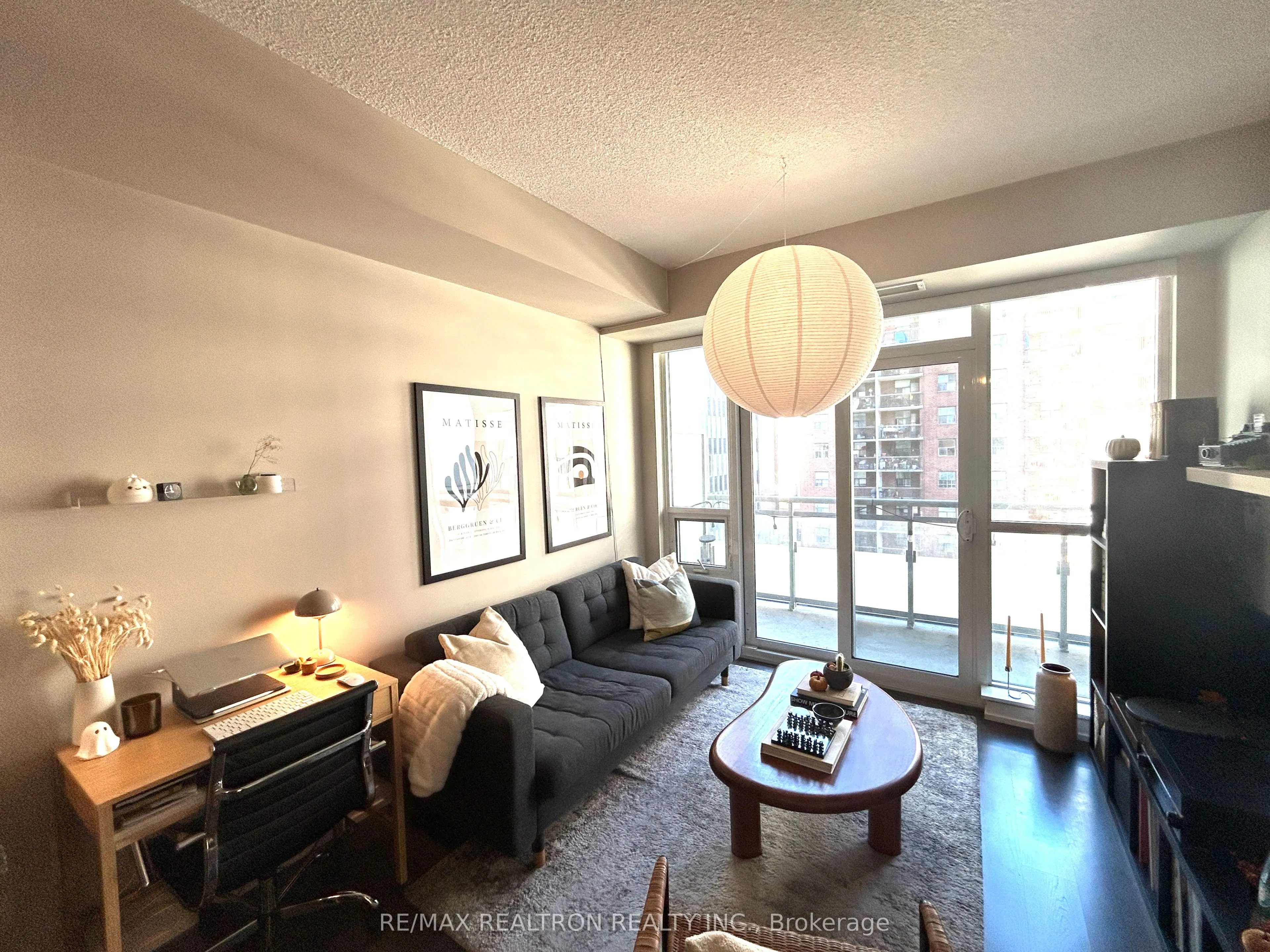 98 Lillian Street, #519