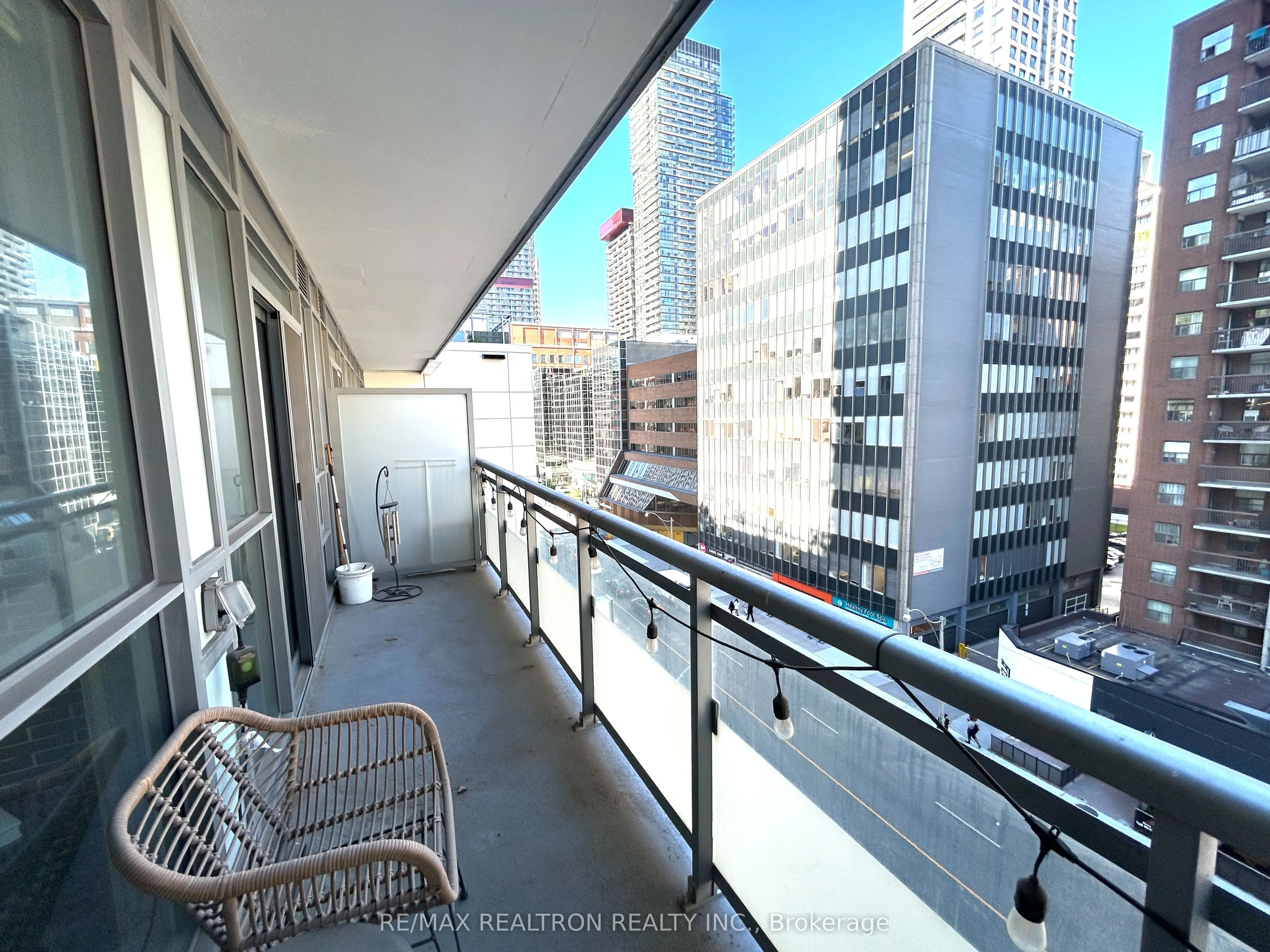 98 Lillian Street, #519