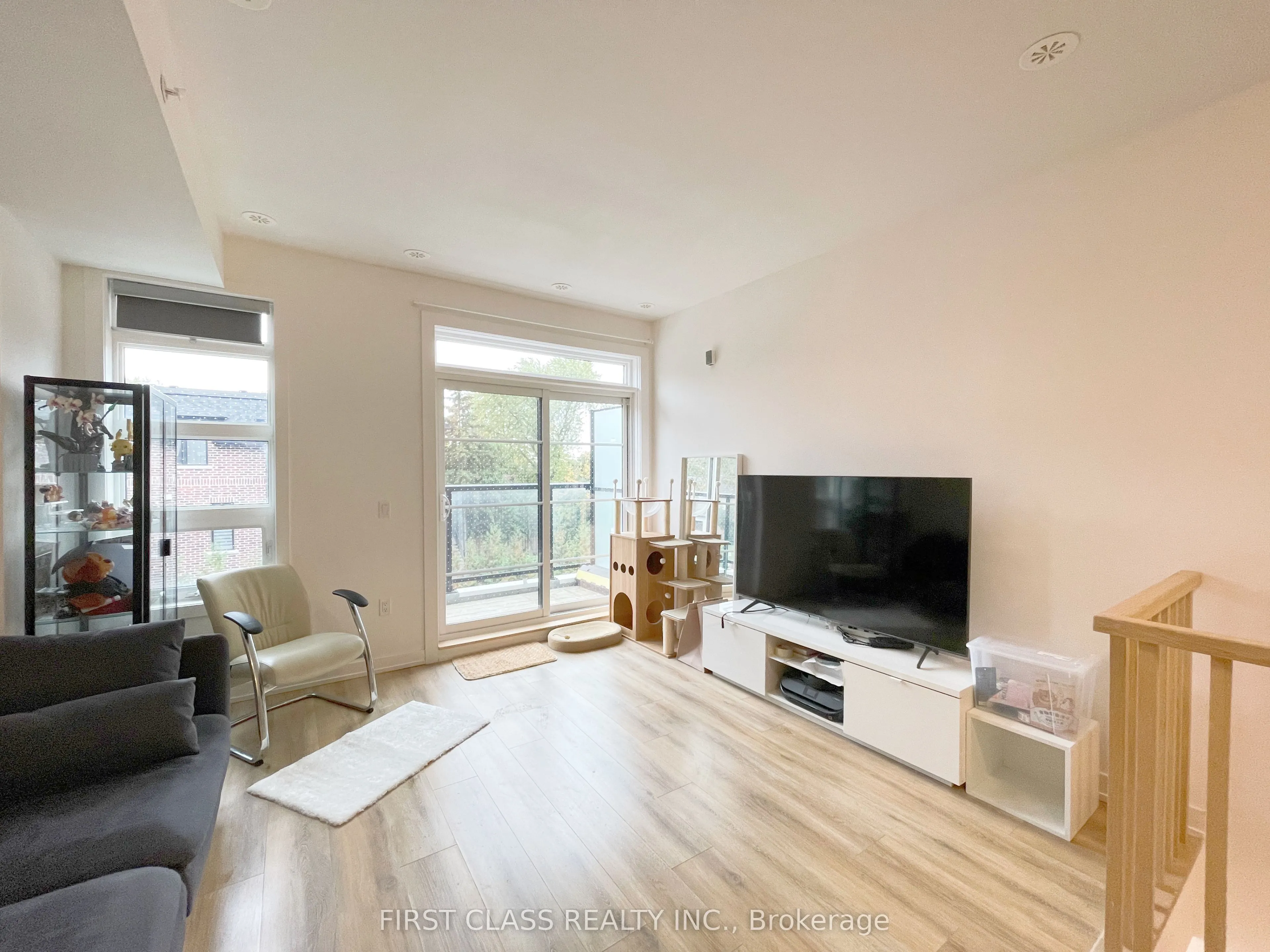 57 Finch Avenue W, #24