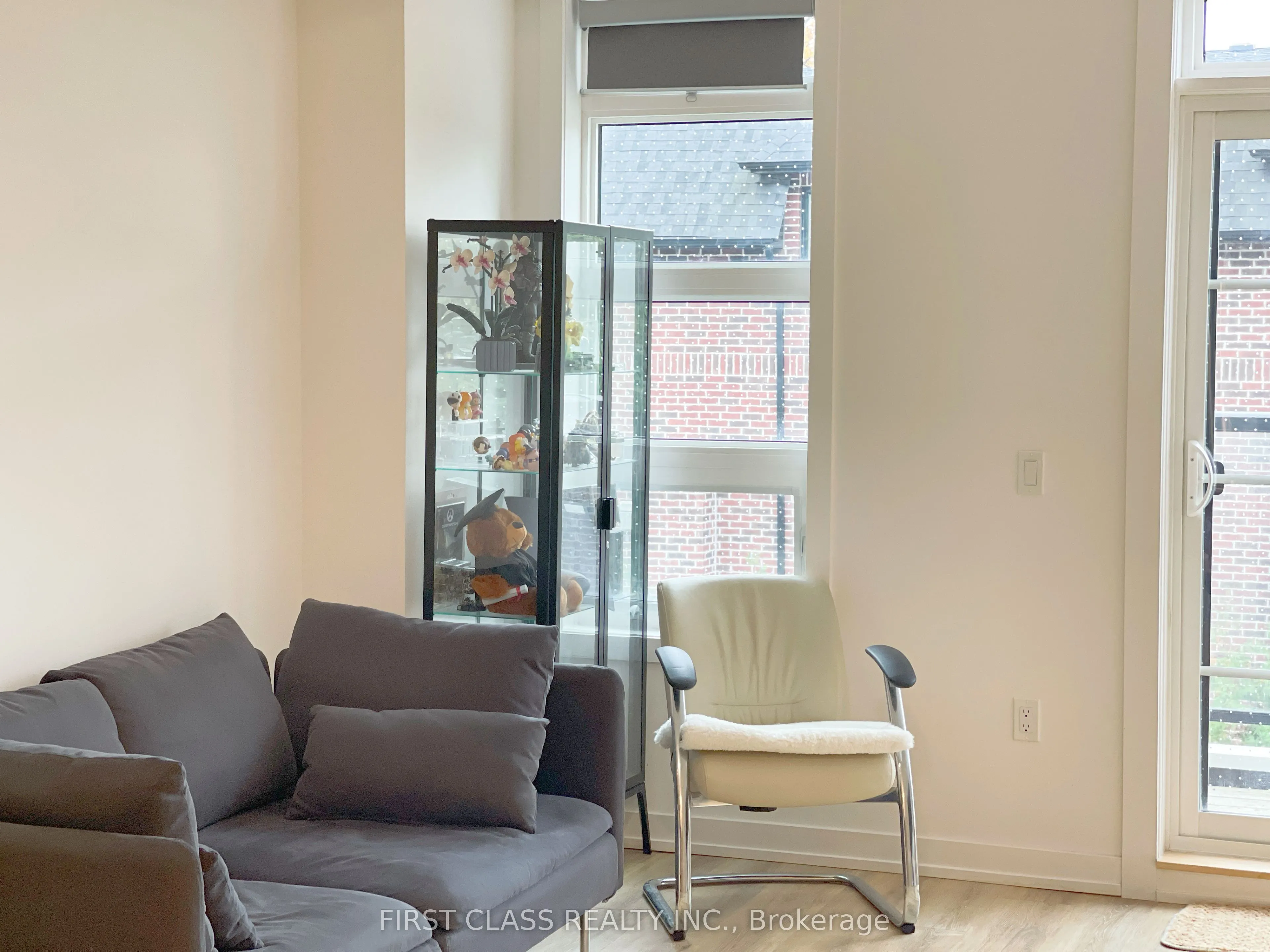 57 Finch Avenue W, #24