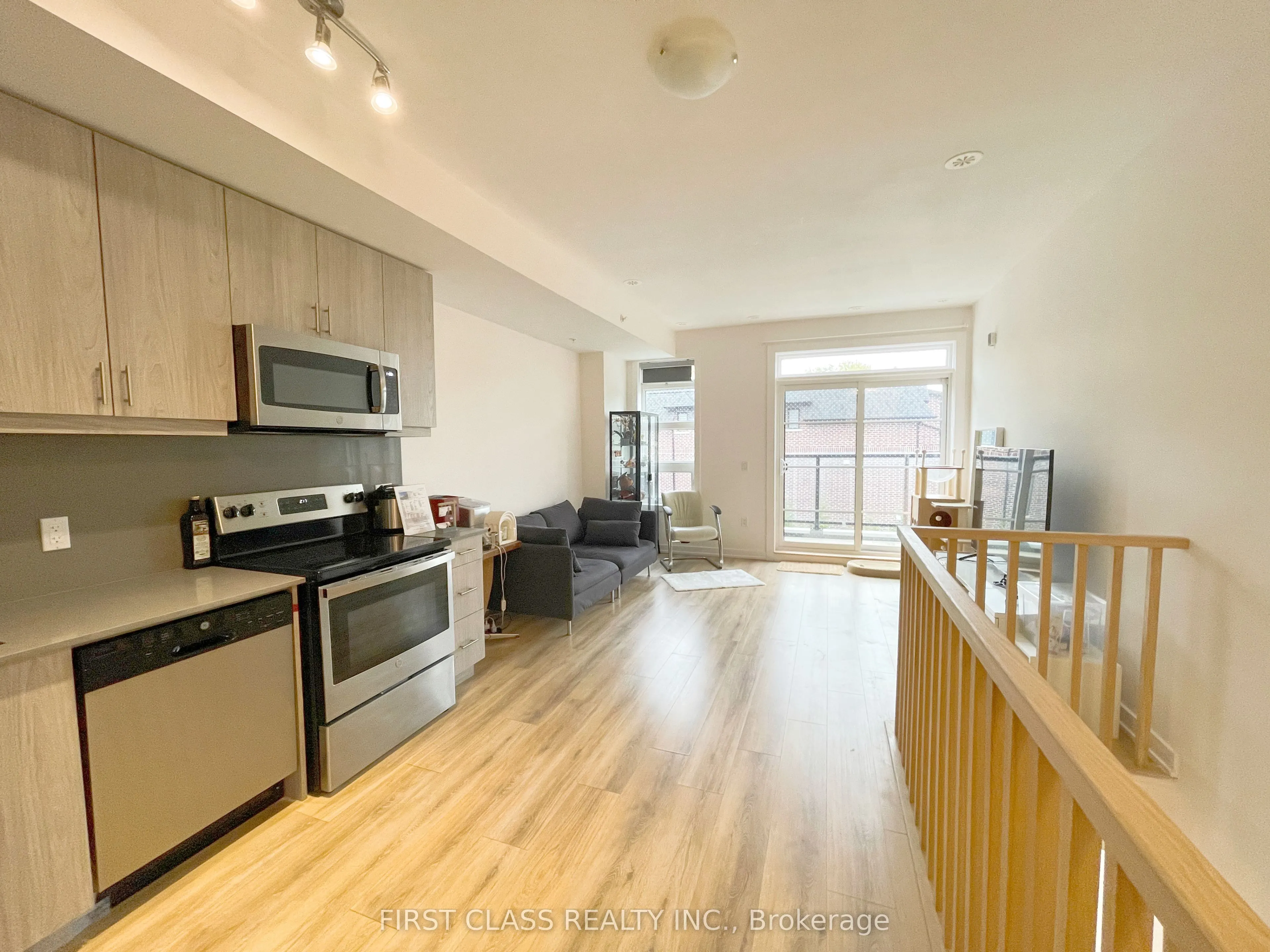 57 Finch Avenue W, #24