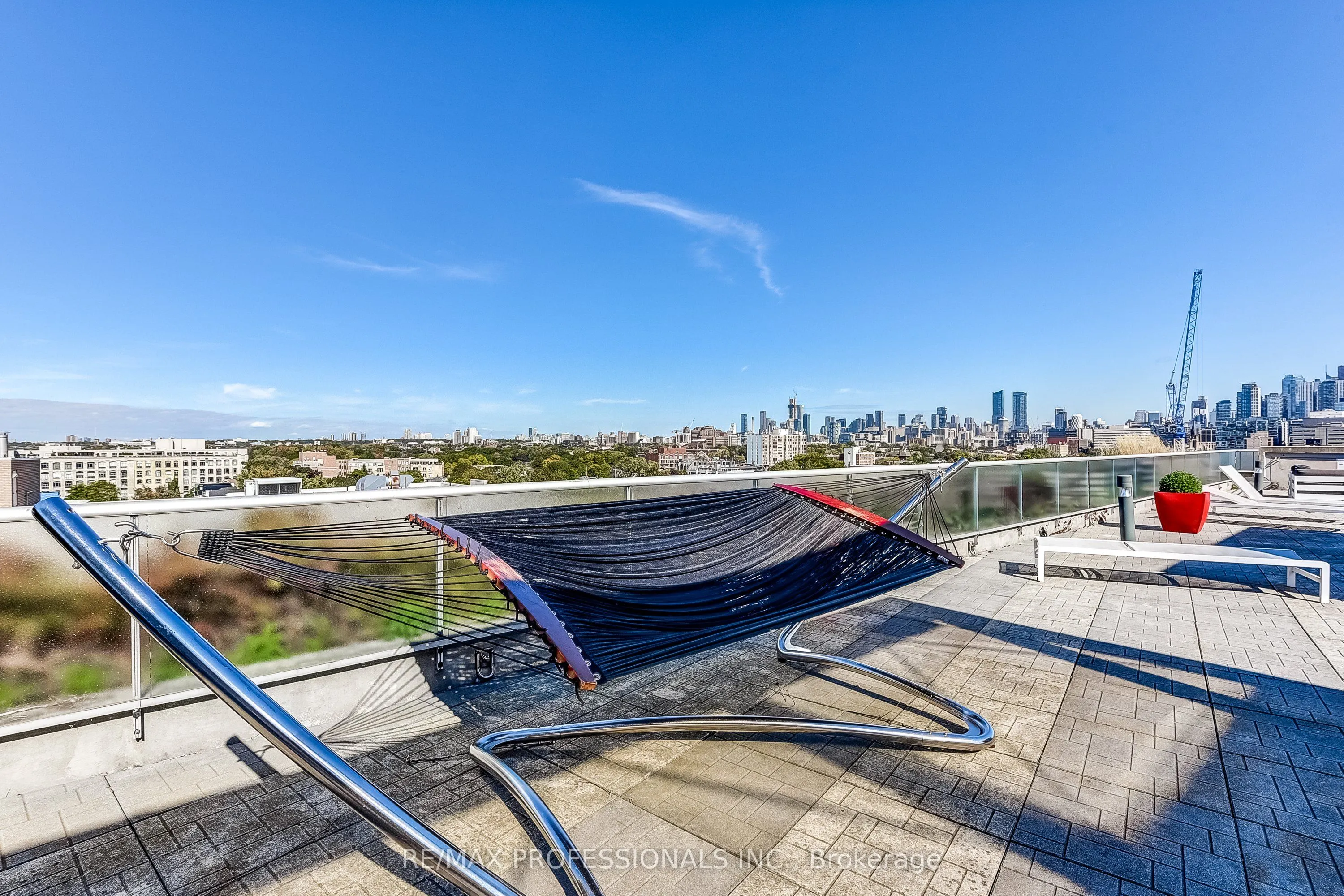 1005 King Street W, #317