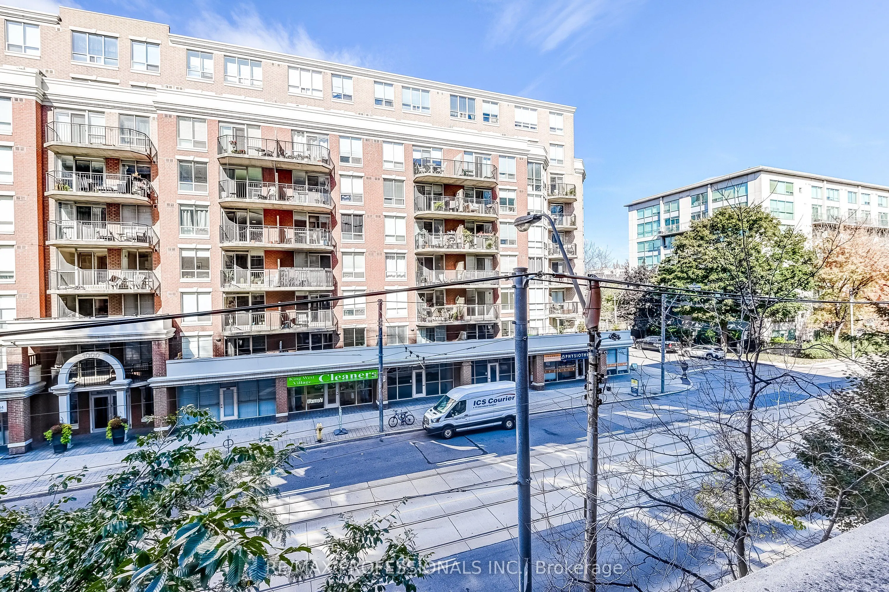 1005 King Street W, #317