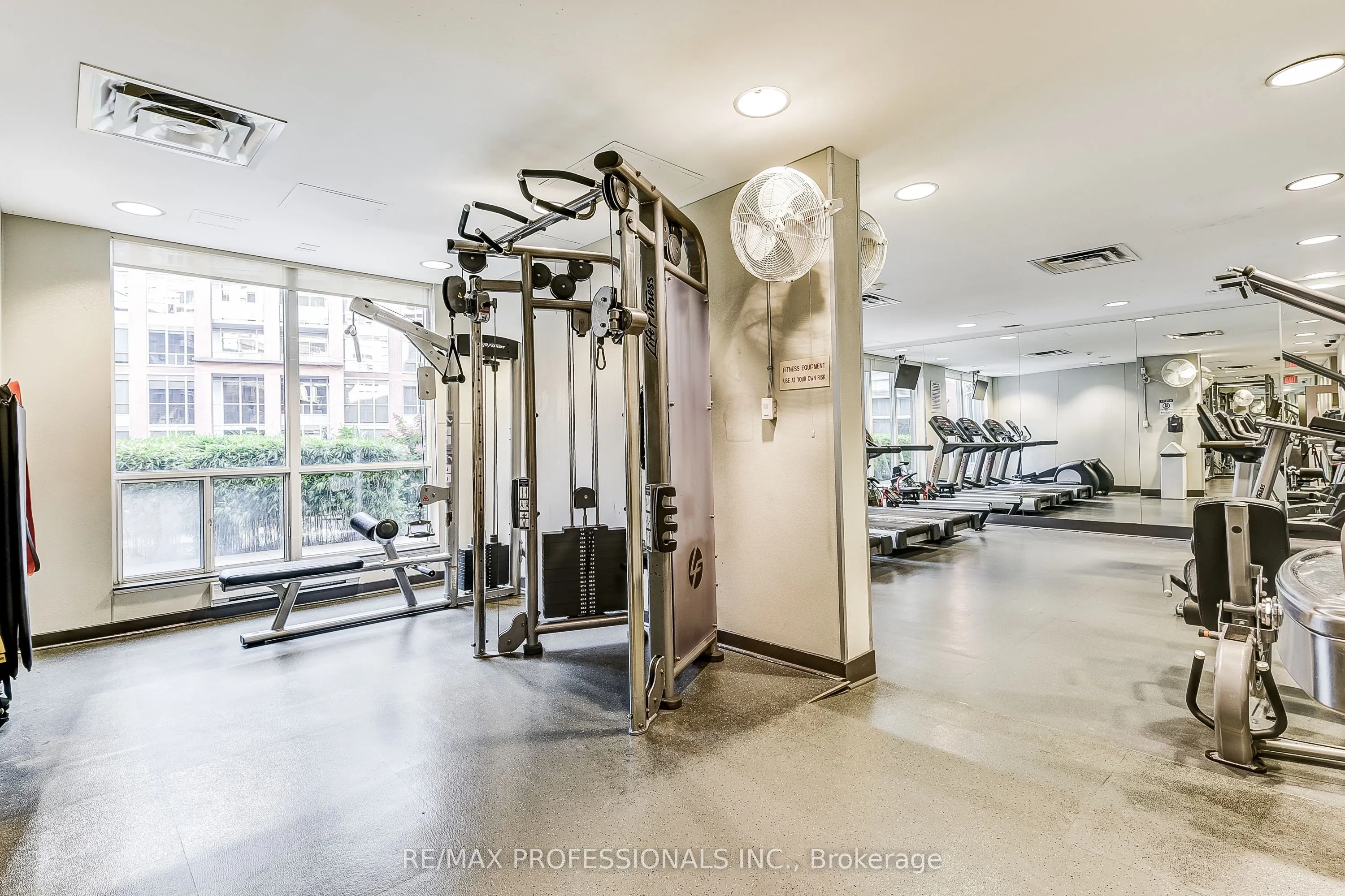 1005 King Street W, #317