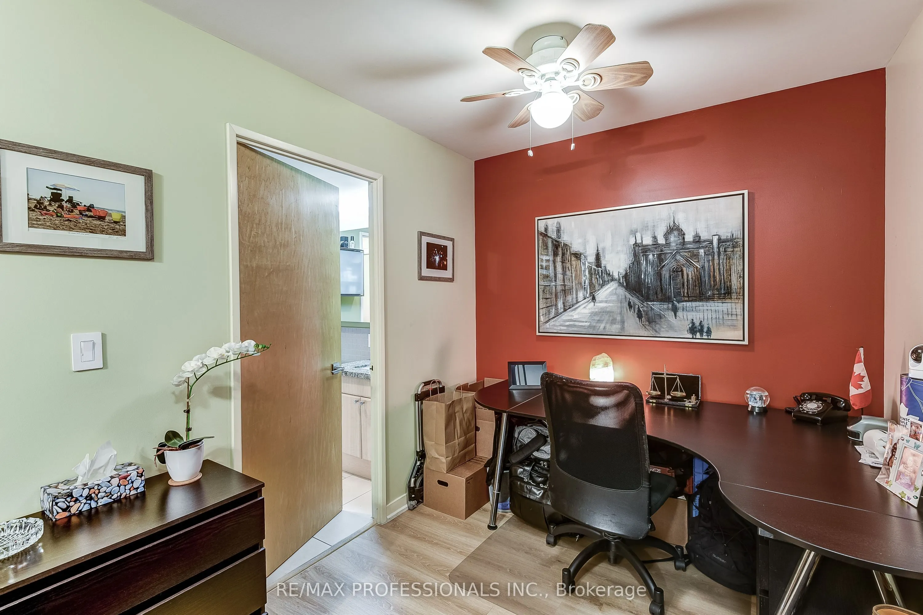 1005 King Street W, #317