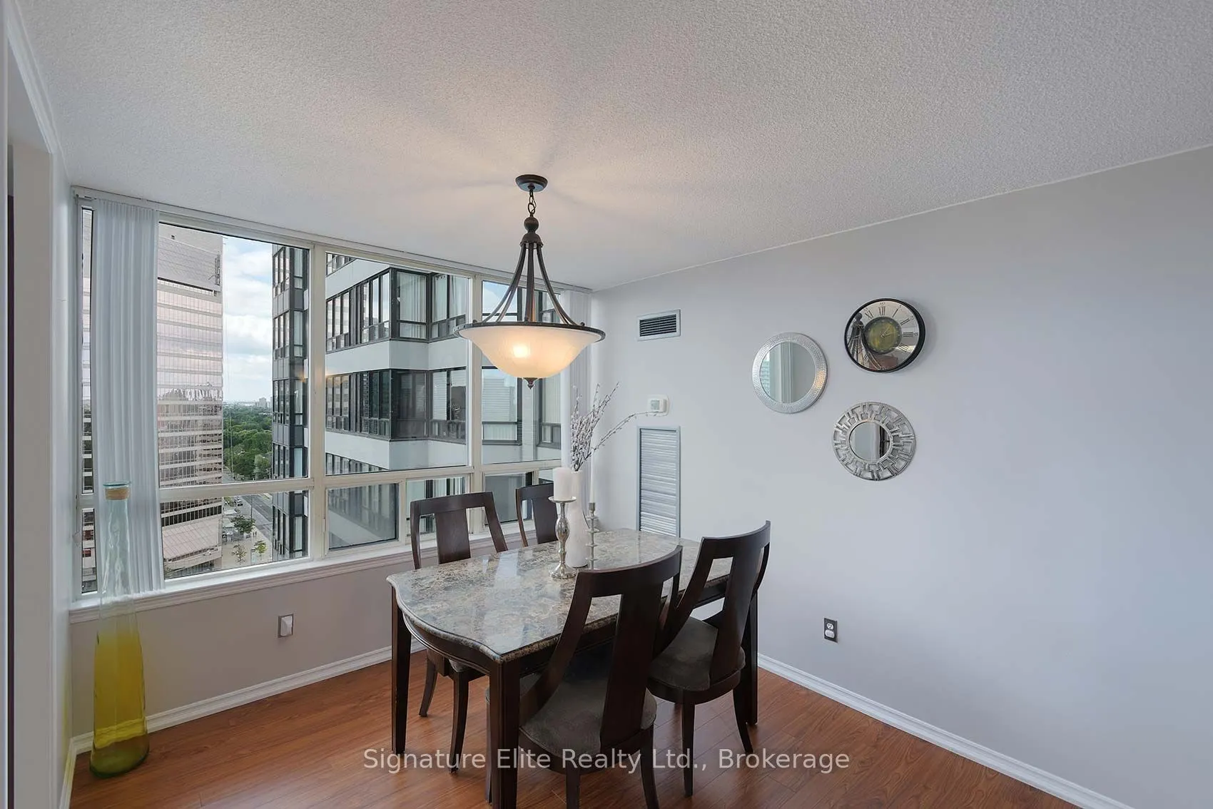 7 Bishop Avenue, #1601