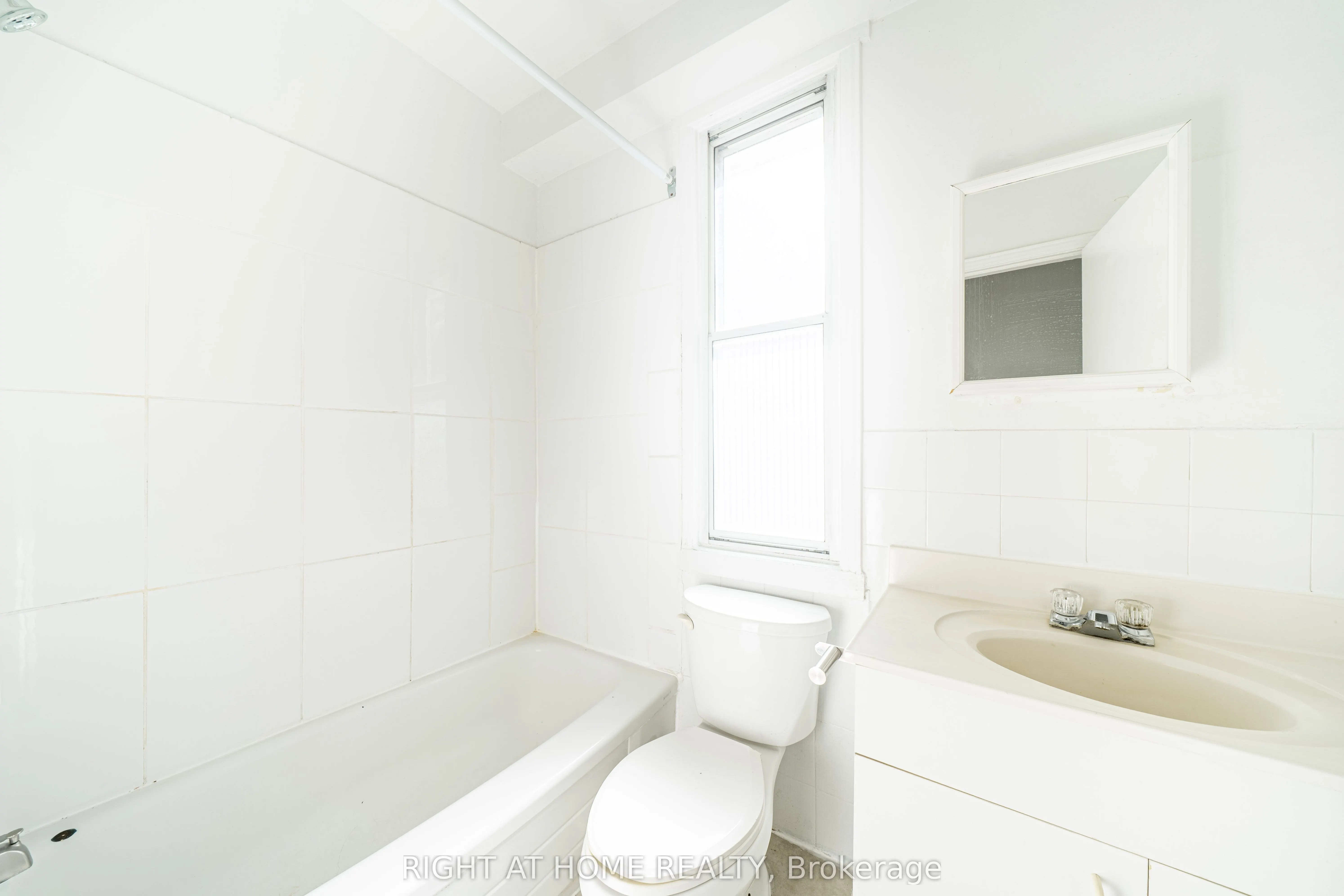 1057 Bathurst Street