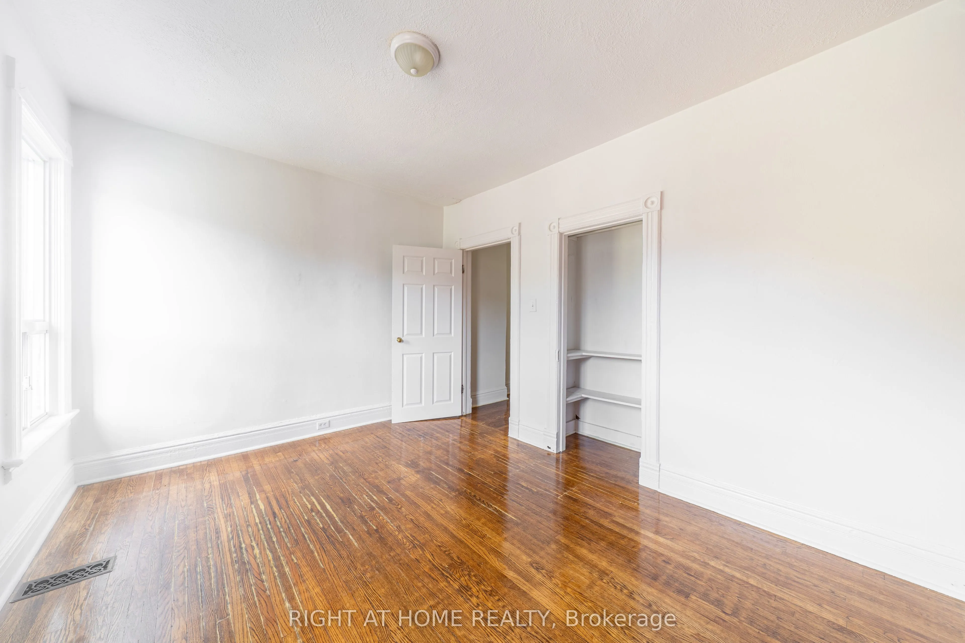 1057 Bathurst Street