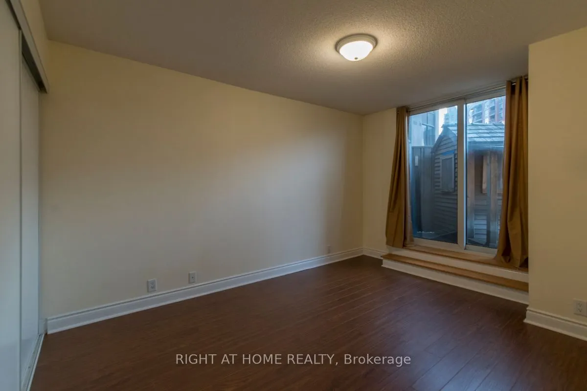 80 Harrison Garden Boulevard, #316