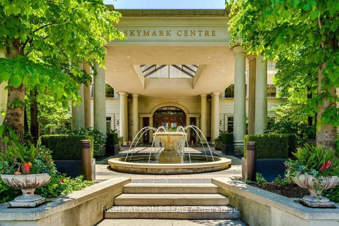80 Harrison Garden Boulevard, #316