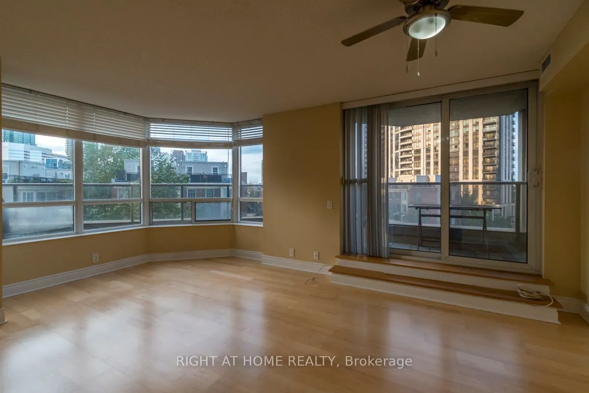 80 Harrison Garden Boulevard, #316