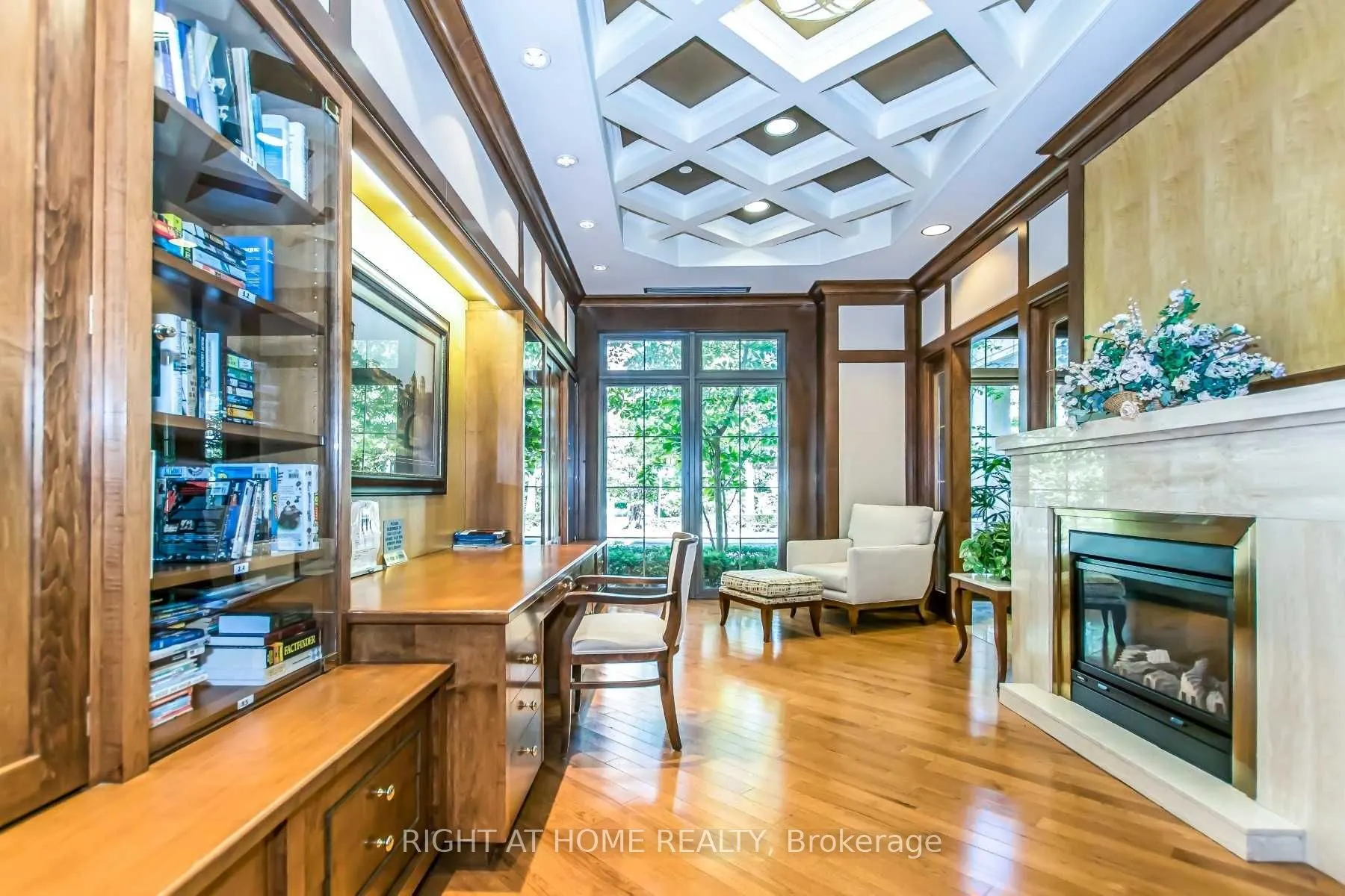 80 Harrison Garden Boulevard, #316