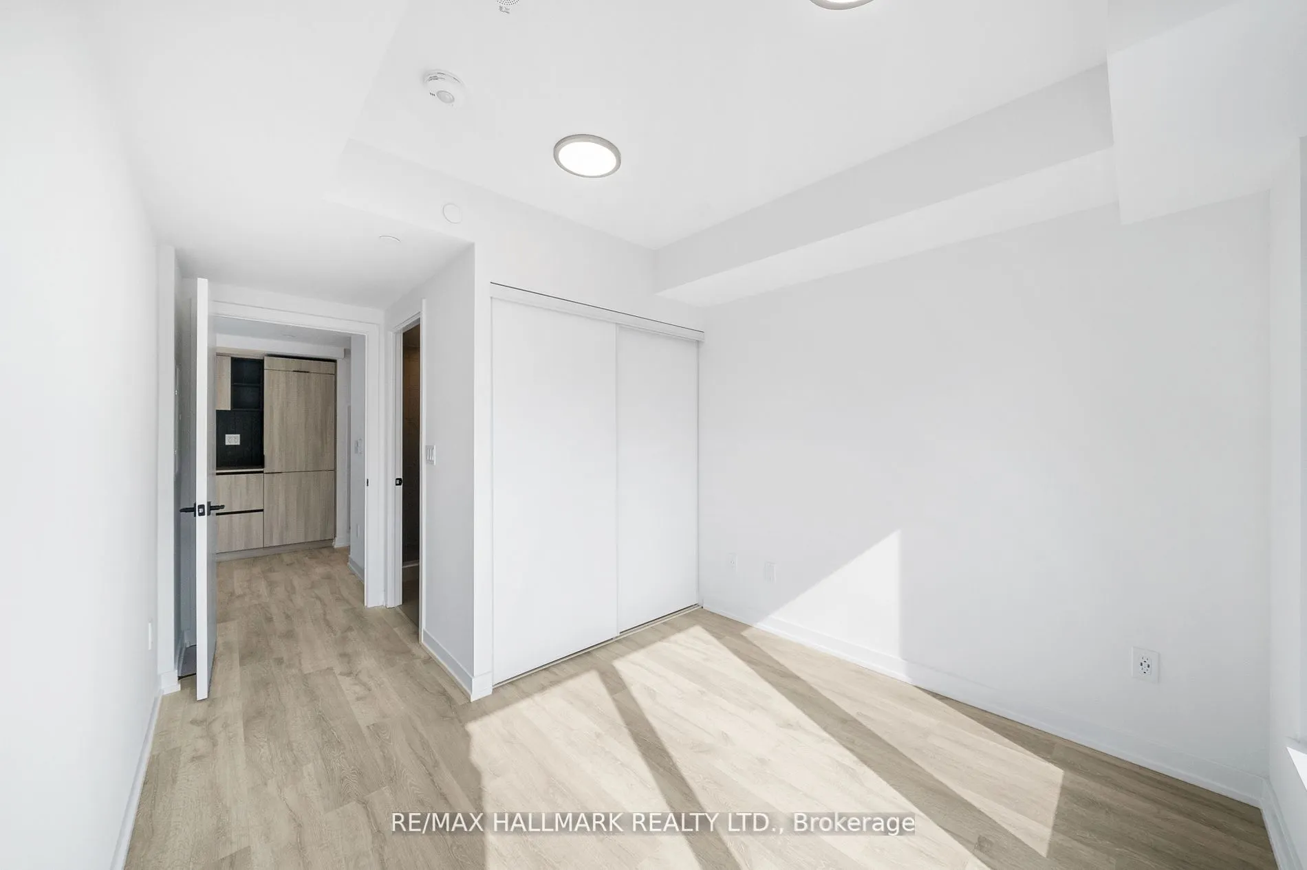 2 Augusta Avenue, #505