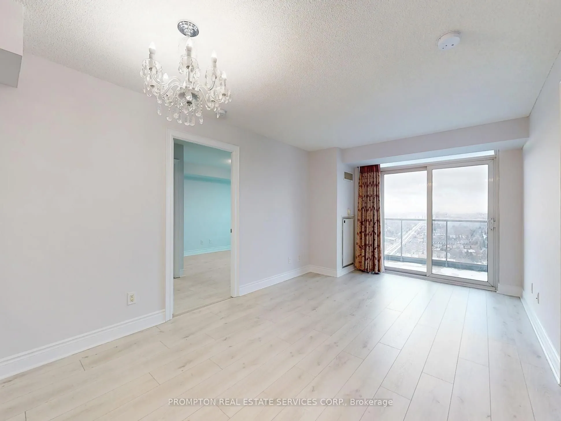 15 Greenview Avenue, #2811