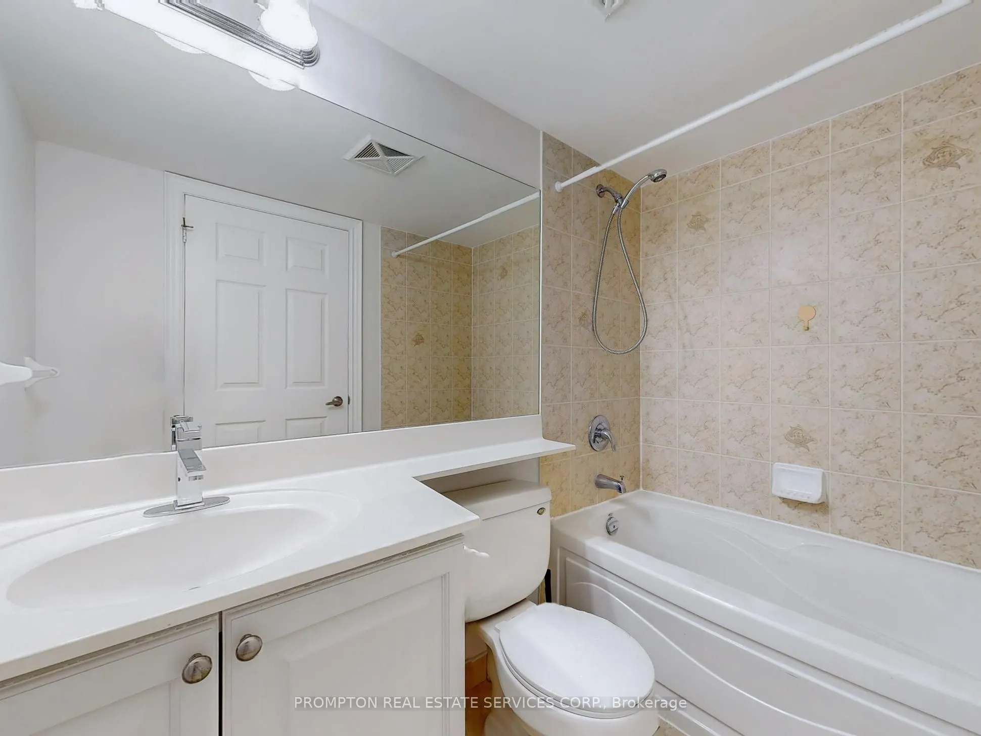 15 Greenview Avenue, #2811
