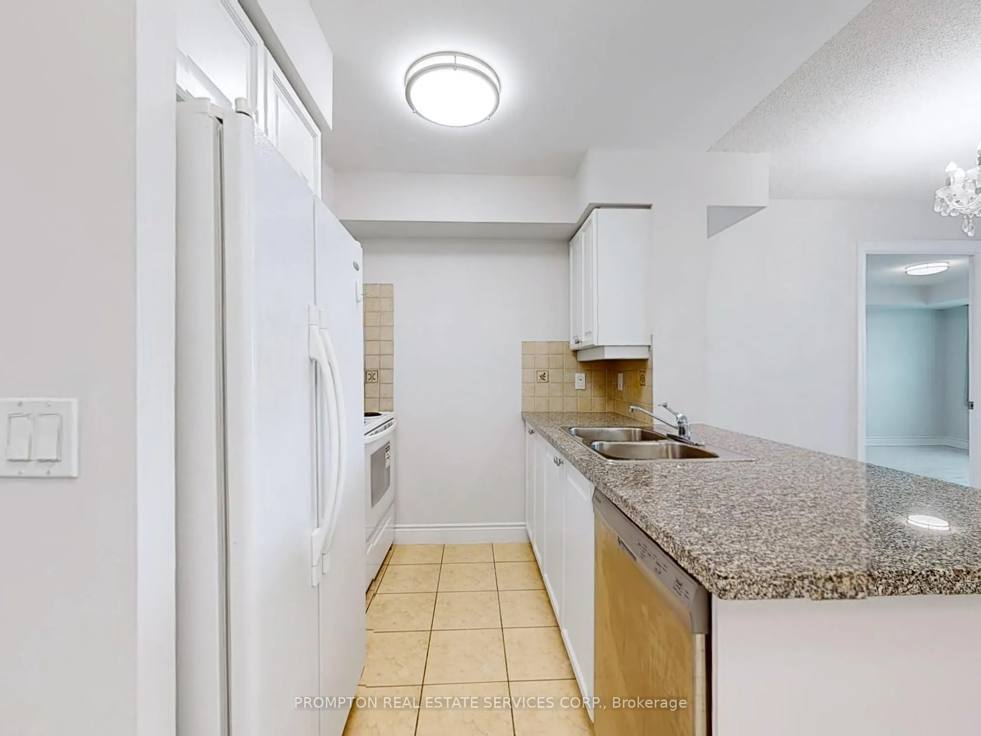 15 Greenview Avenue, #2811