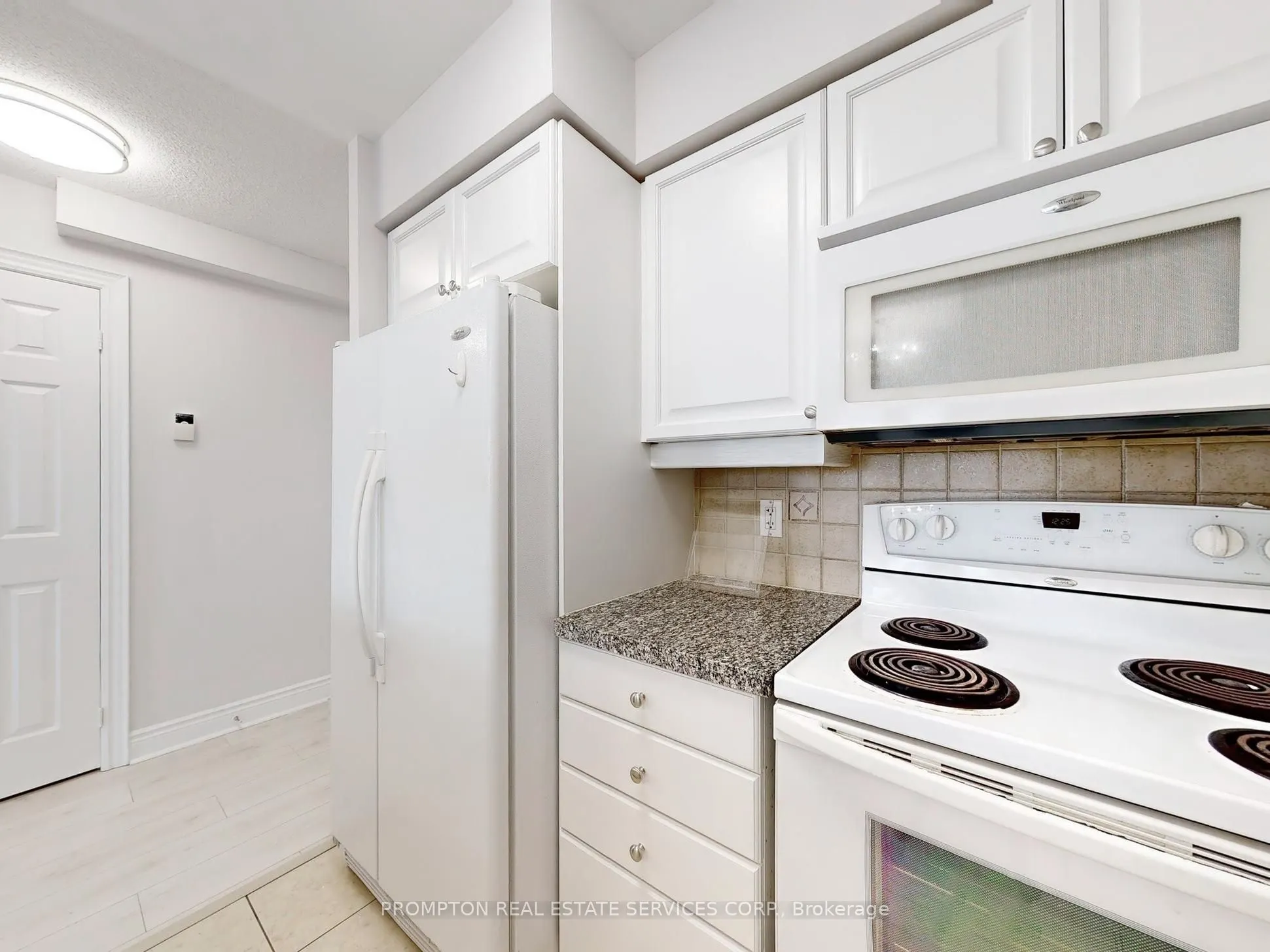 15 Greenview Avenue, #2811