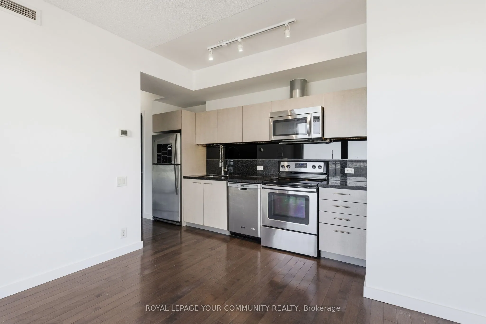 390 Cherry Street, #705