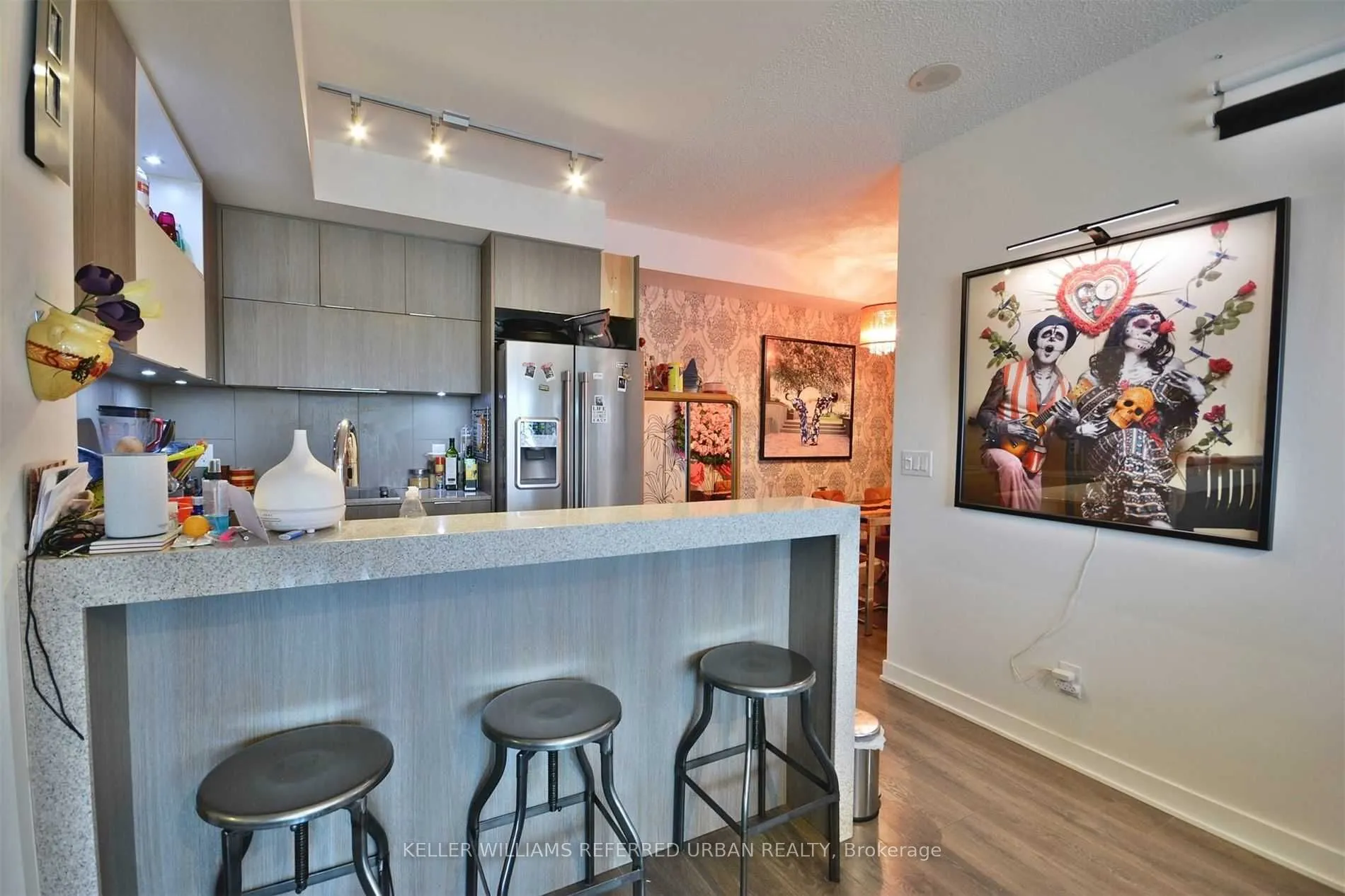 170 Sumach Street, #817