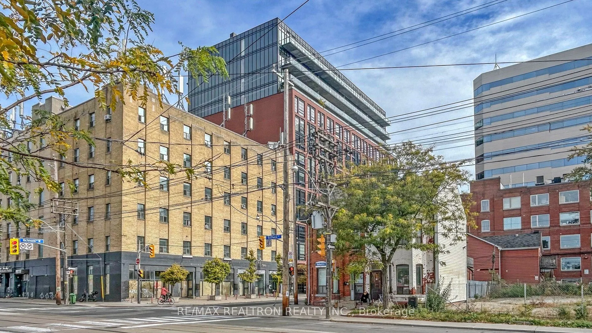 608 Richmond Street W, #201