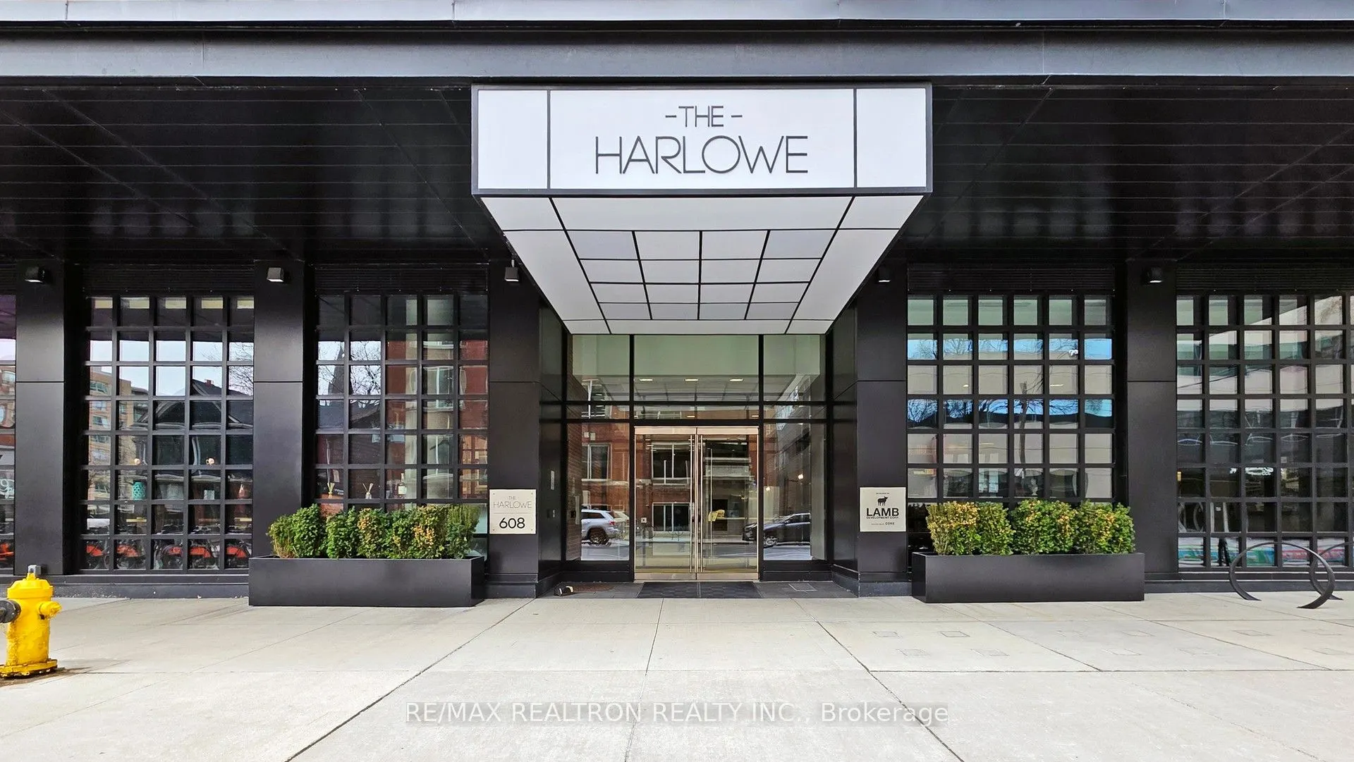 608 Richmond Street W, #201
