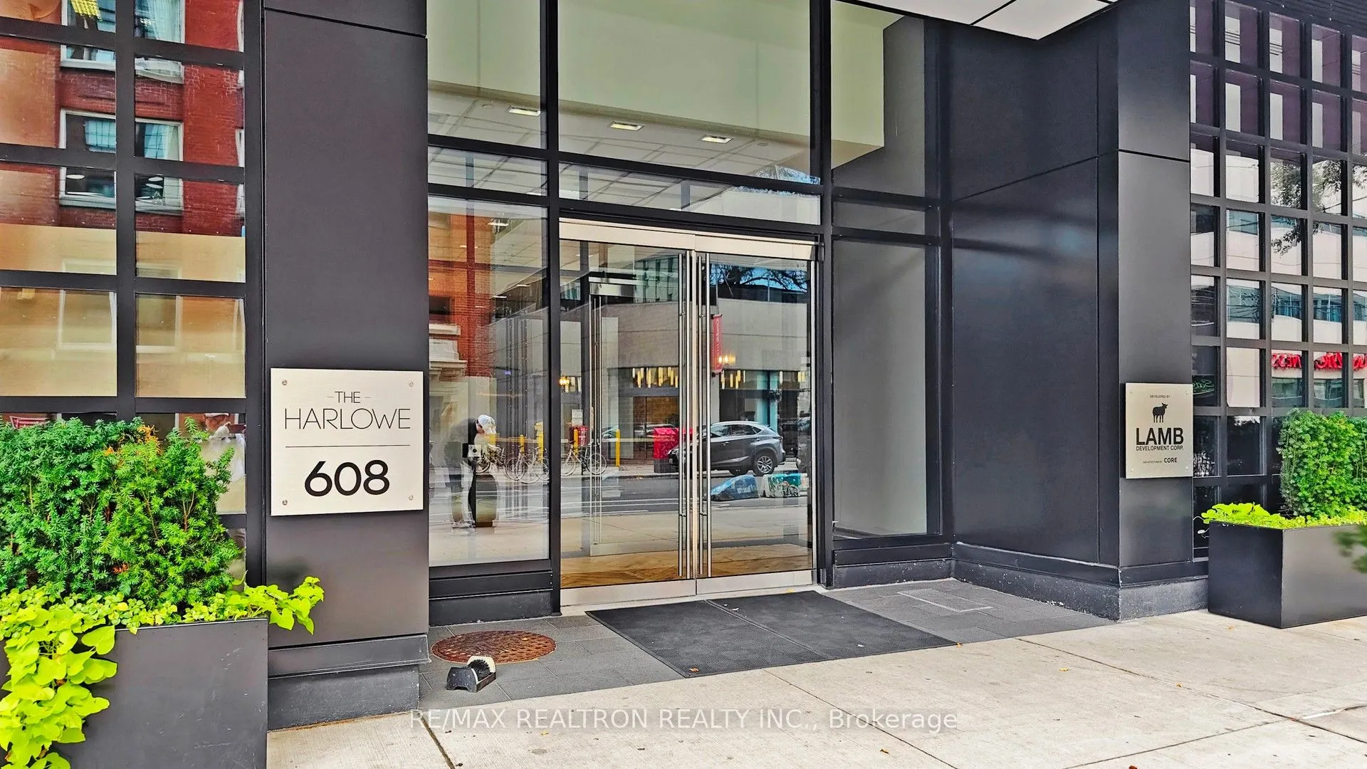 608 Richmond Street W, #201