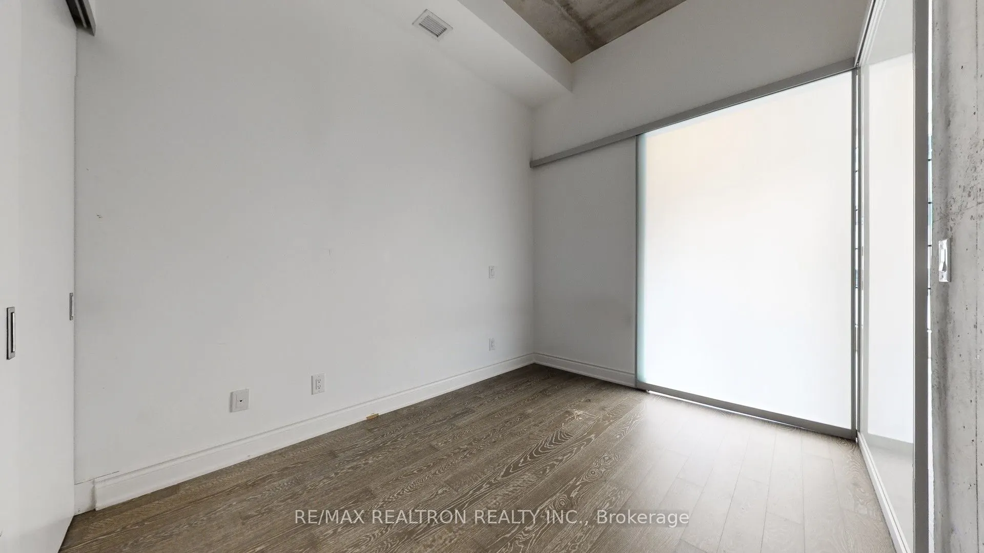 608 Richmond Street W, #201