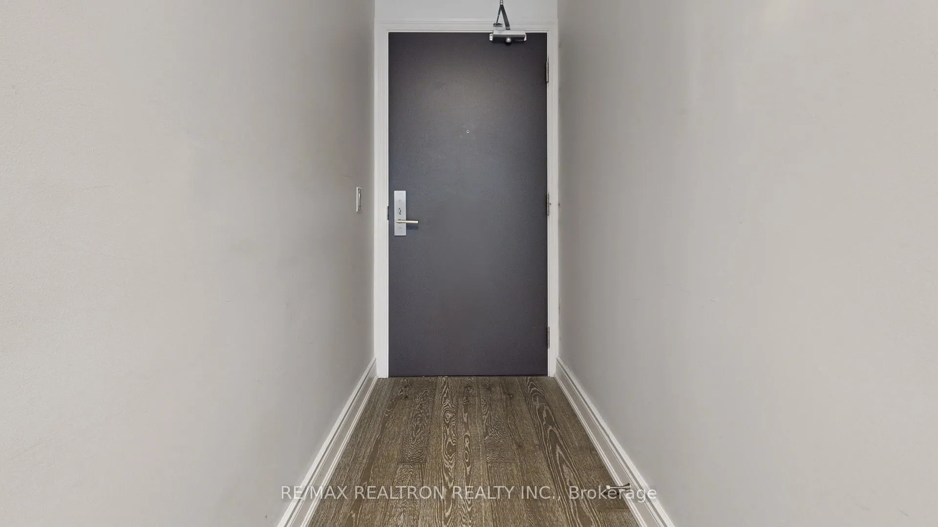 608 Richmond Street W, #201
