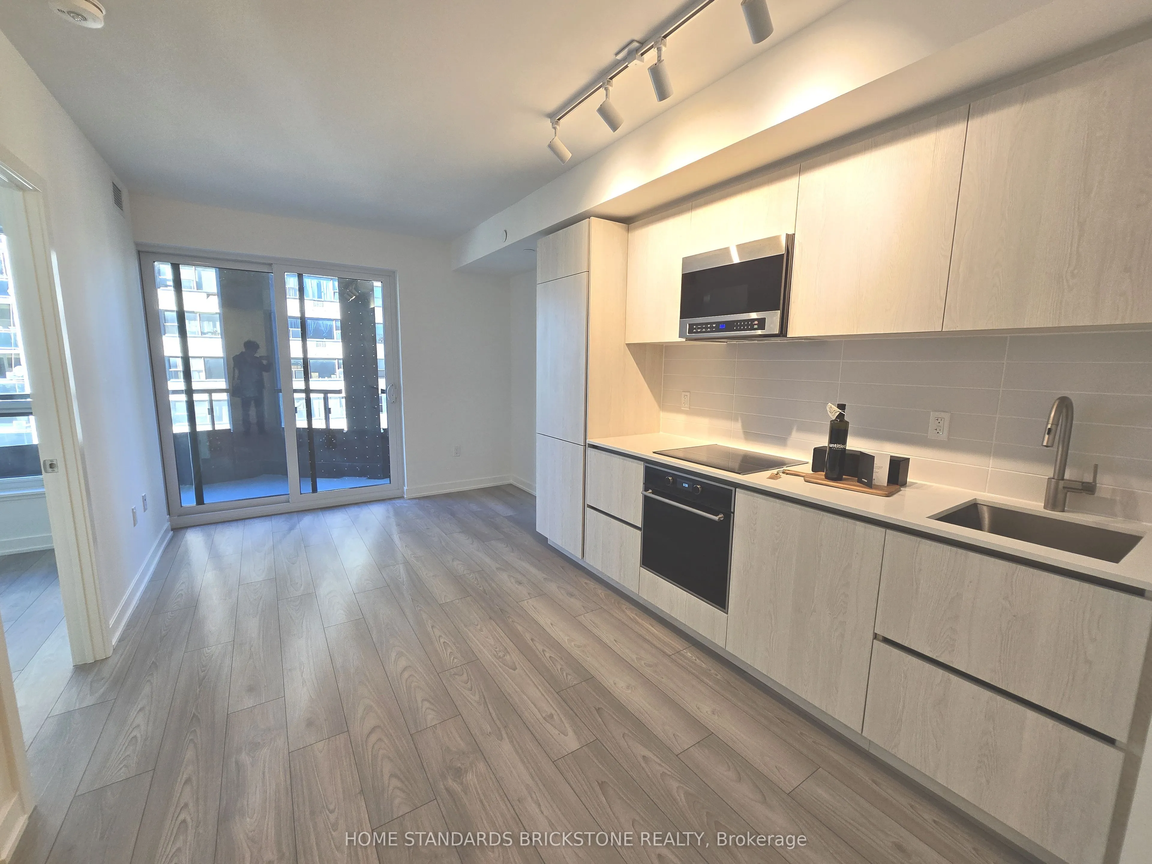 120 Broadway Avenue, #303N